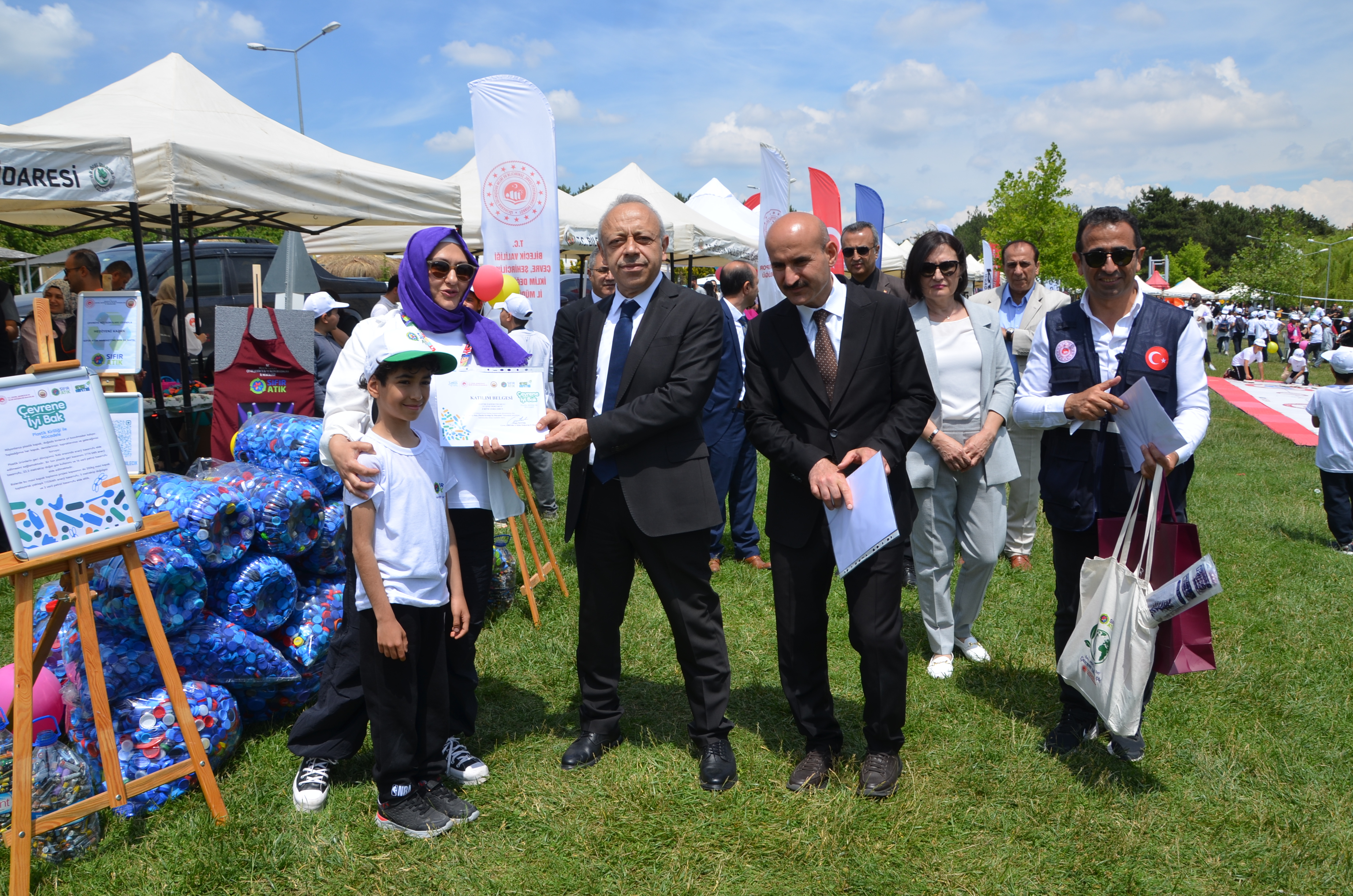 5 Haziran Dünya Çevre Günü Etkinlikleri Gölpark'ta geniş bir katılımla gerçekleştirildi.