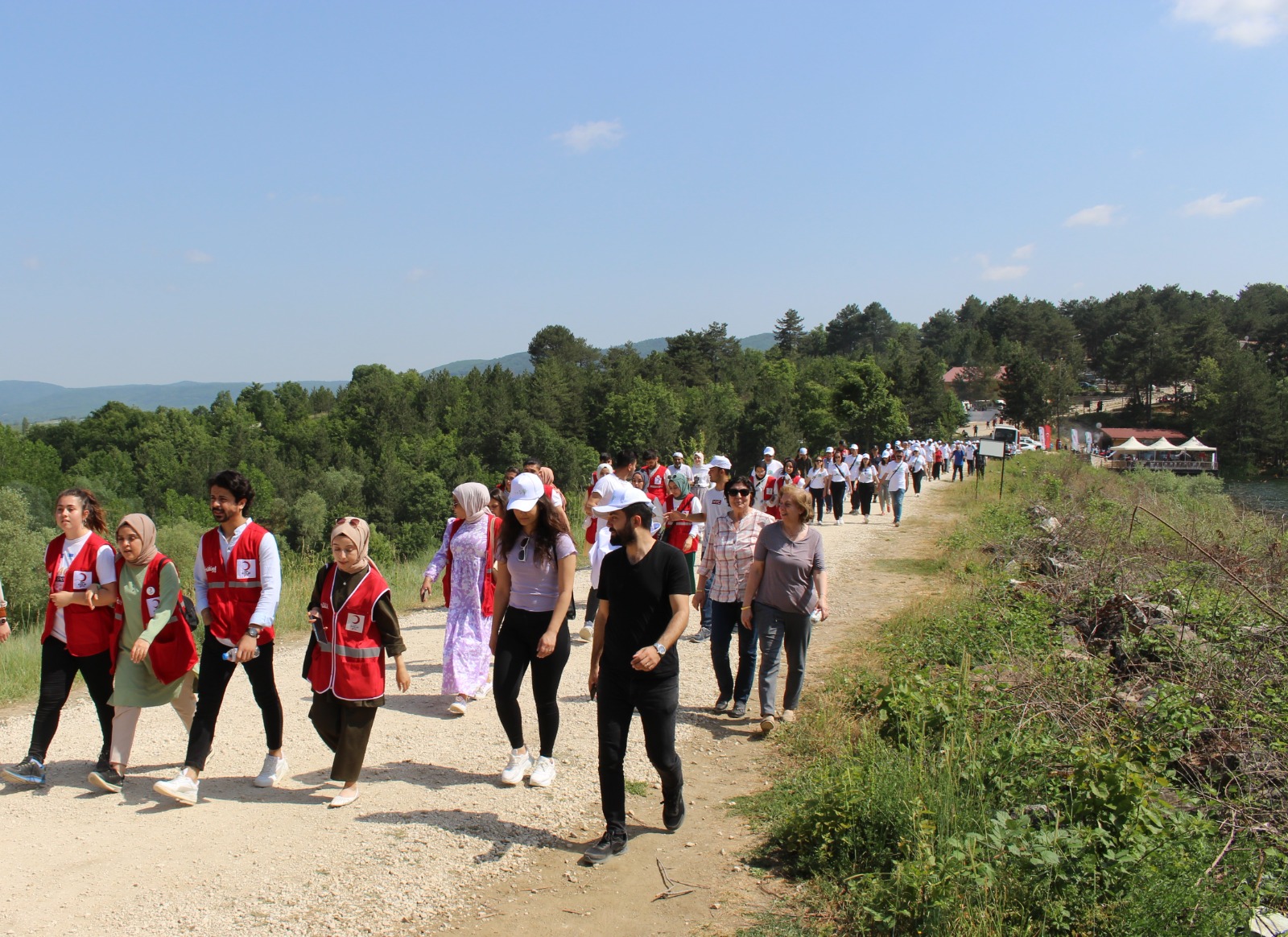 81 İLDE 81 MİLYON ADIM ÇEVRE YÜRÜYÜŞÜ YAPILDI