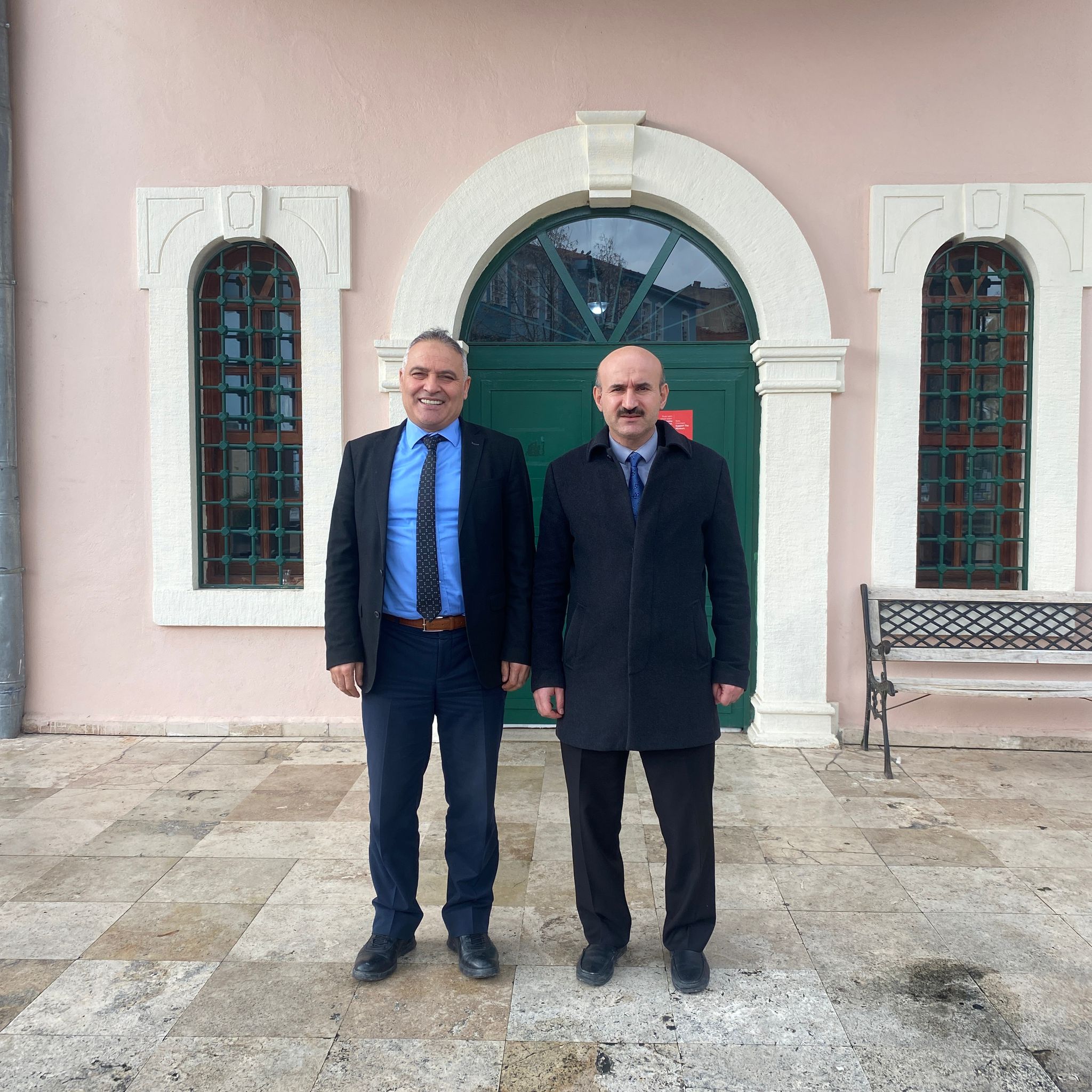 İl Müdürümüz Sayın Engin ÖZTÜRK, Bilecik Müze Müdürü Sayın Harun KÜÇÜKAYDIN'a iadeiziyarette bulunmuştur.