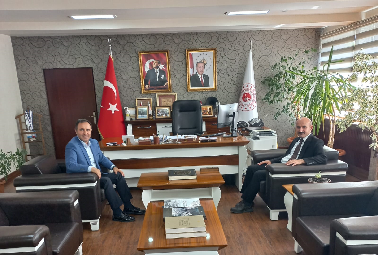 İl Müdürümüz Sayın Engin ÖZTÜRK, Eskişehir Çevre, Şehircilik ve İklim Değişikliği İl Müdürü Sayın Hikmet…
