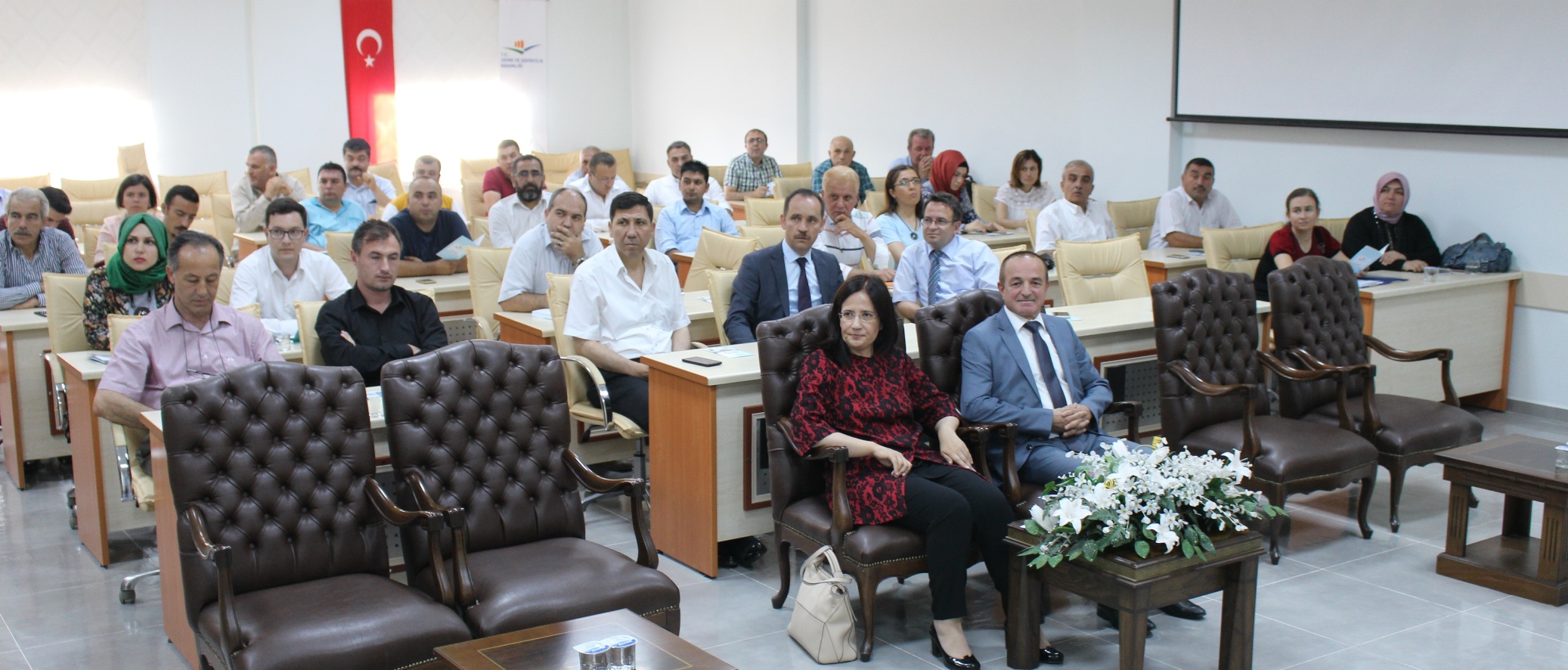 İMAR BARIŞI HAKKINDA BELEDİYE VE TAPU MÜDÜRLÜĞÜ  ÇALIŞANLARINA  BİLGİLENDİRME TOPLANTISI YAPILDI