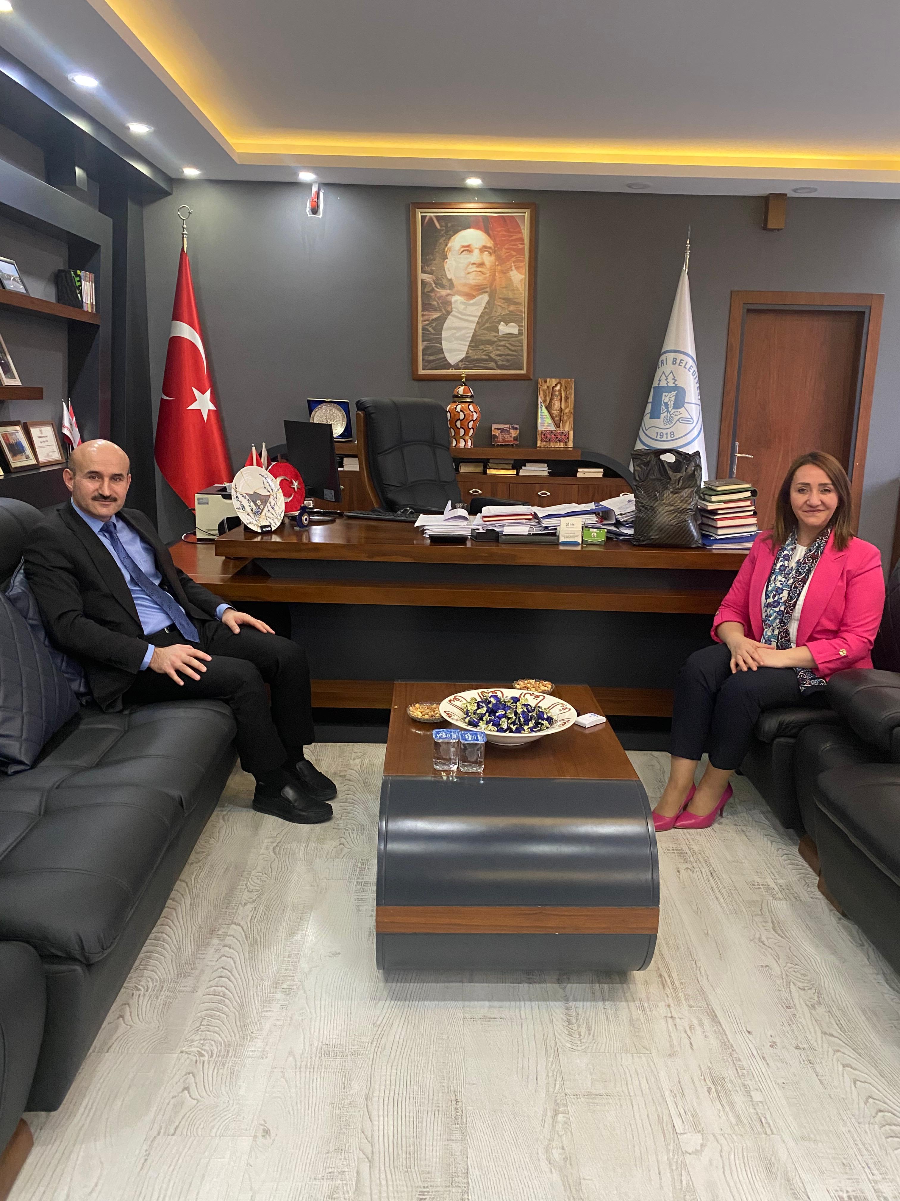 Pazaryeri Belediye Başkanı Sayın Zekiye TEKİN'e iadeiziyaret.