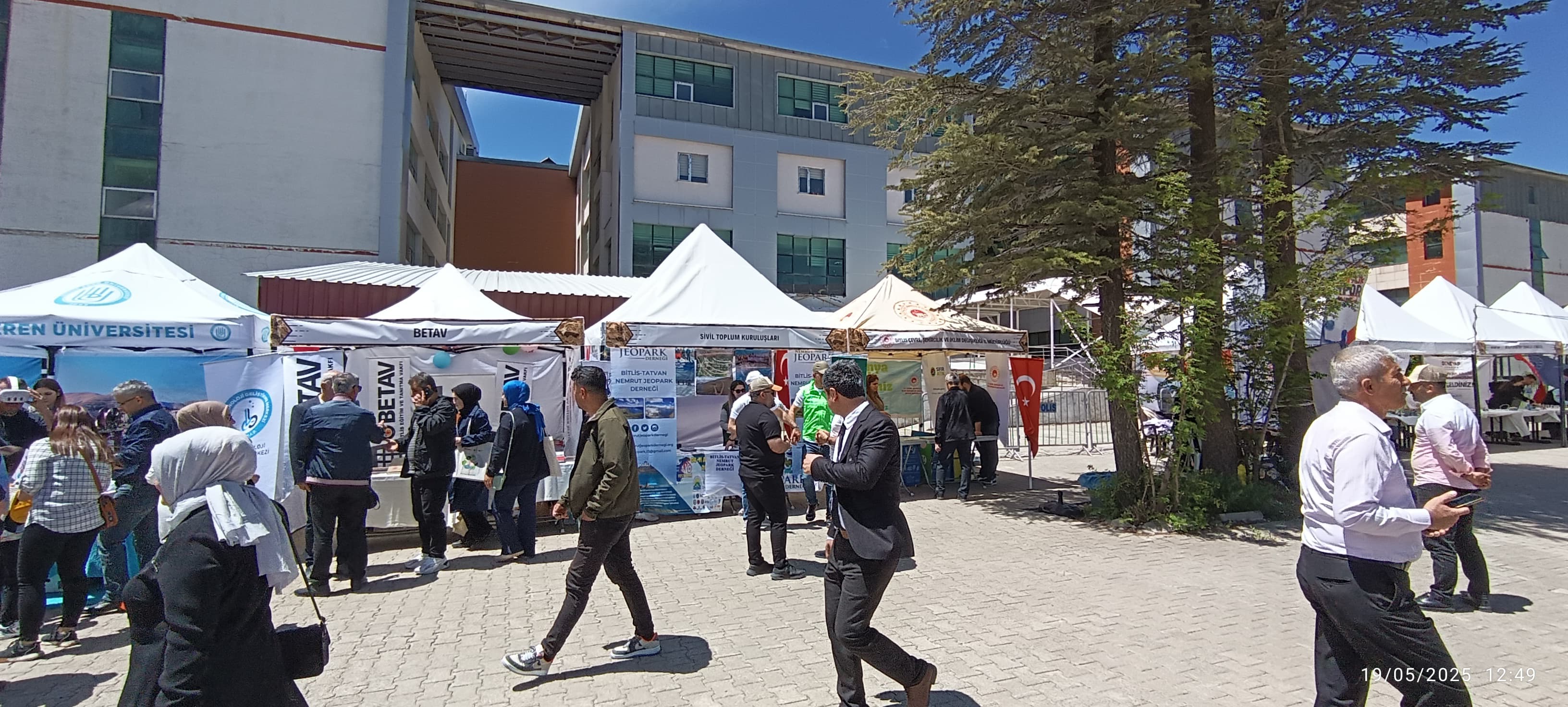 Bitlis Gençlik Festivali ve Kitap Fuarı