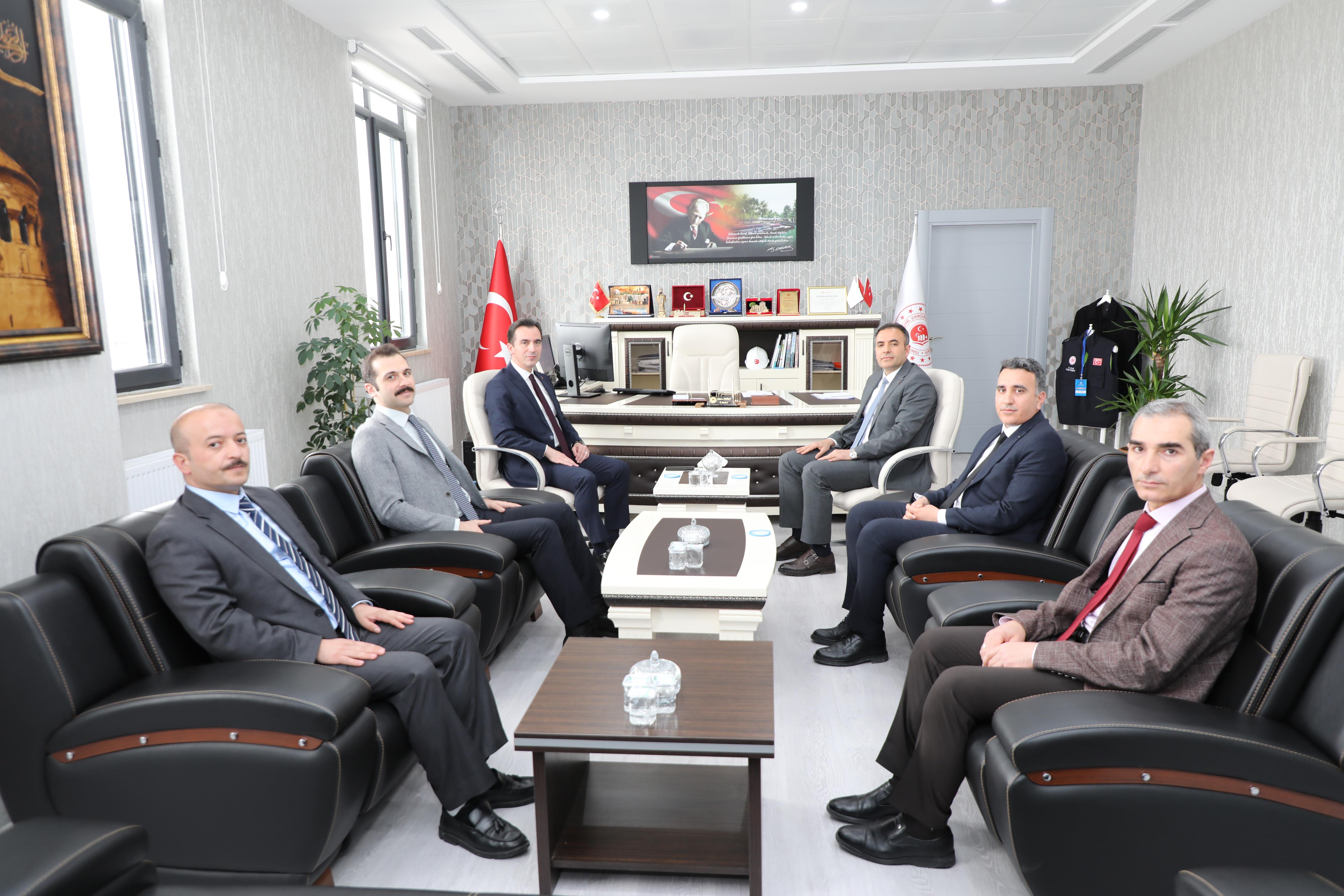 Sayın Valimiz Ahmet KARAKAYA Müdürlüğümüze ziyarette bulundurlar.