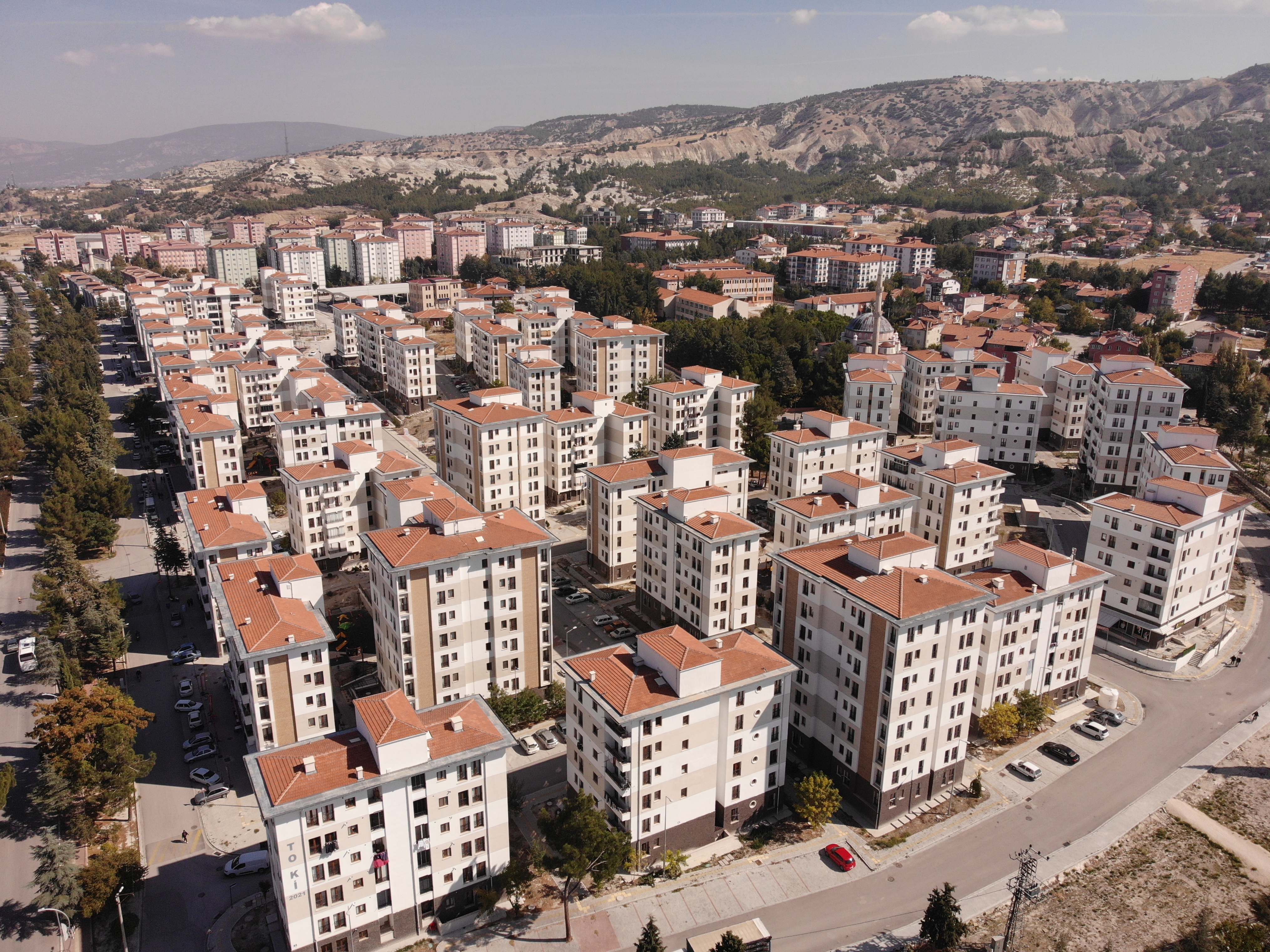 1 Kasım 2013 Tarih ve 28808 Sayılı Bakanlar Kurulu Kararı ile Resmi Gazete' de Yeni ( Bozkurt ) Mahallesinde Riskli Alan olarak ilan edilen Riskli Alan Kentsel Dönüşüm süreci tamamlanmıştır.