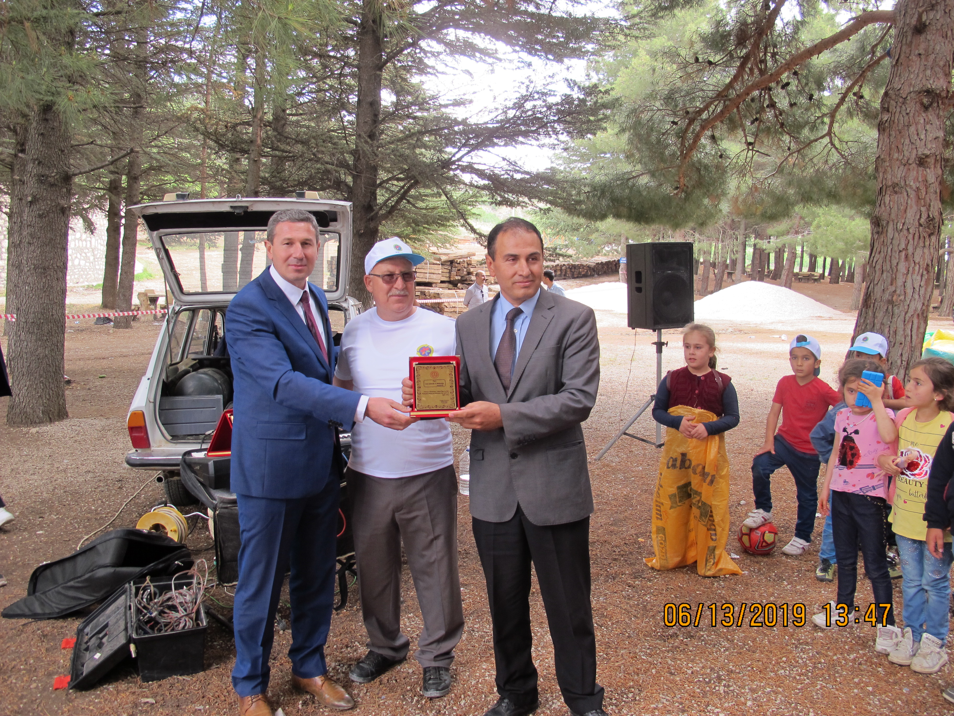 İl Müdürlüğümüz tarafından Çatağıl İlkokulunun katılımı ile Çevre Haftası kapsamında bisiklet etkinliği ve İnsuyu piknik alanında çevre şenliği düzenlenmiştir