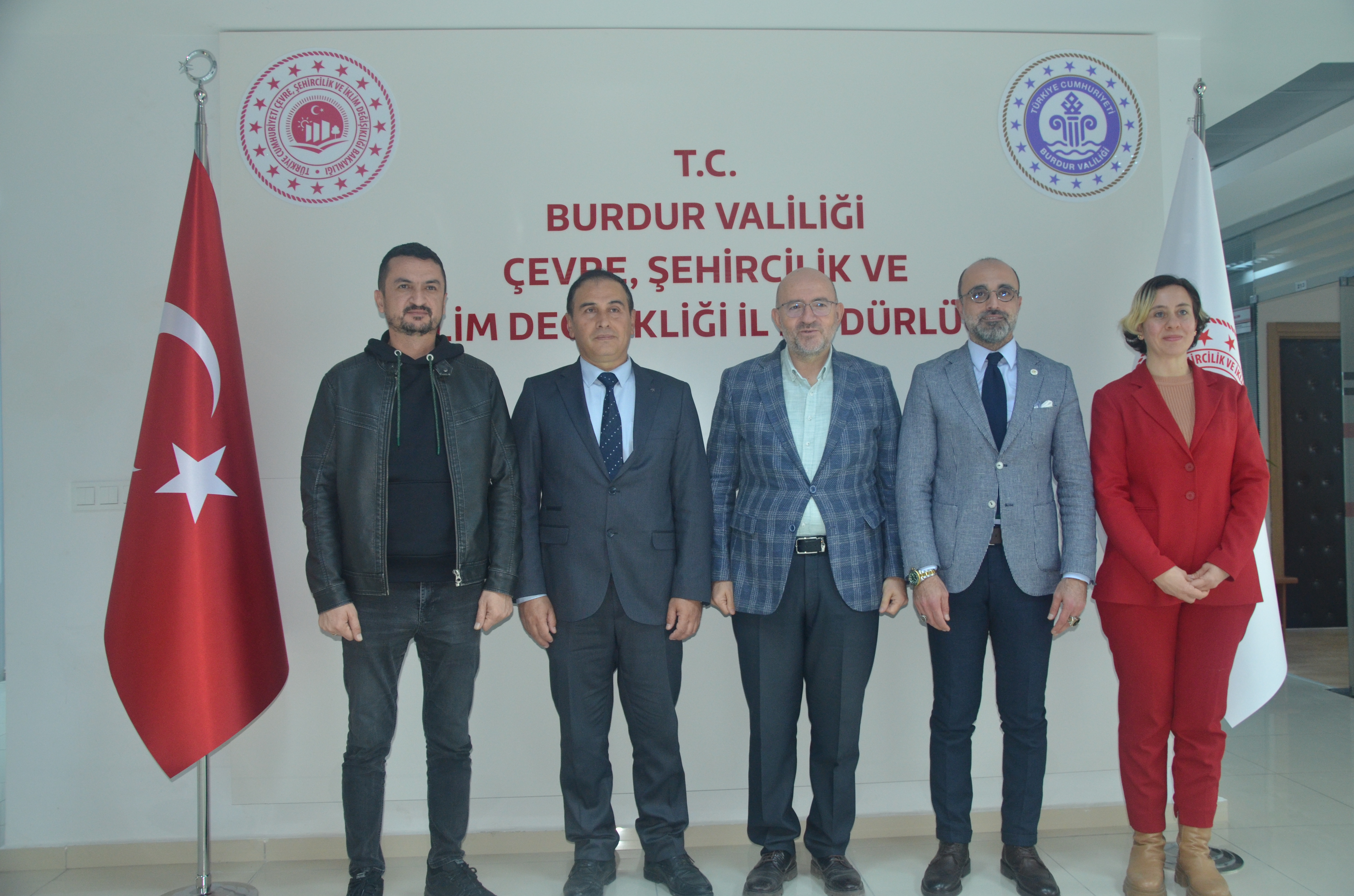 İl Müdürlüğümüzü Ak Parti Milletvekillerimiz Sayın Prof. Dr. Adem KORKMAZ, Sayın Mustafa OĞUZ ve Ak Parti İl Başkanımız Sayın Mustafa ÖZBOYACI ile birlikte ziyaret etmişlerdir. Teşriflerinden dolayı kendilerine teşekkür ederiz.