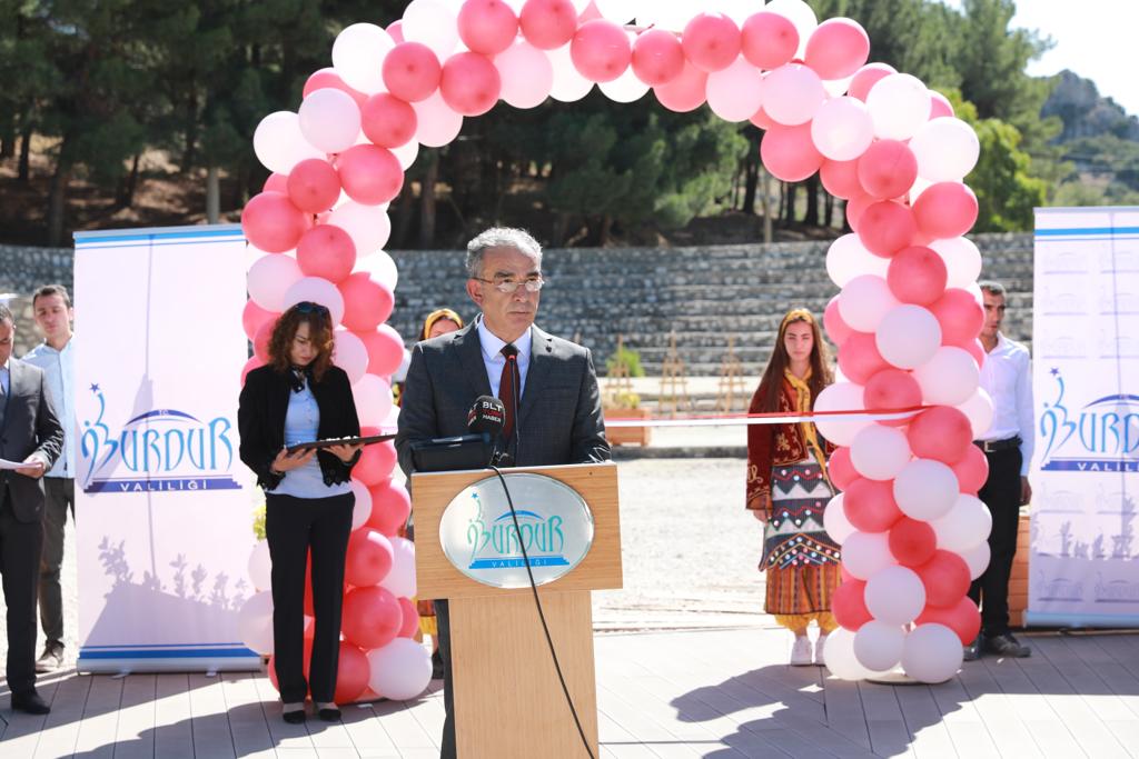 Ülkemizin Turizme açılan ilk mağarası olan İnsuyu Mağarası, Bakanlığımızın sağlamış olduğu katkıyla yapılan çalışmalar neticesinde yeni yüzüne kavuştu