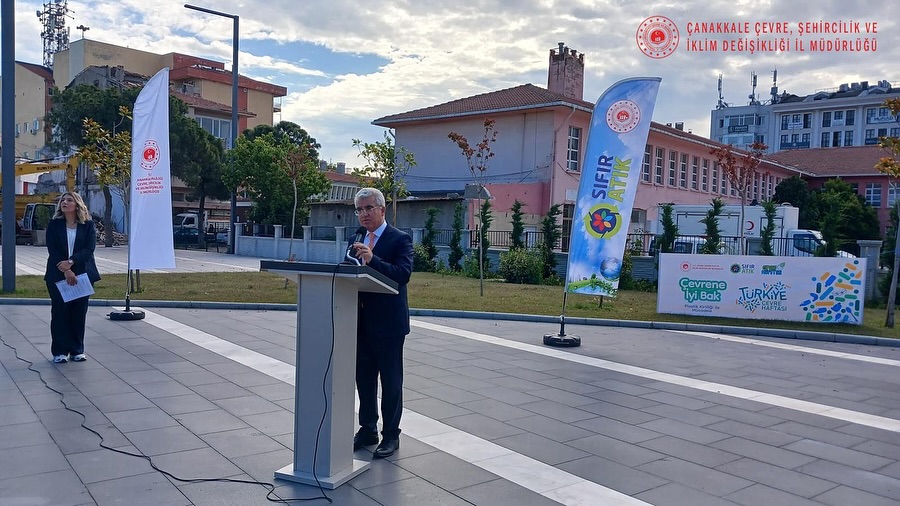 2025 Yılı Türkiye Çevre Haftası Etkinlikleri Kapsamında İlimiz Cumhuriyet Meydanı'nda Çelenk Töreni Yapıldı