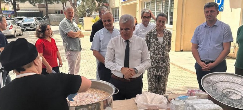 İl Müdürlüğümüz Bahçesinde Personelimize ve Vatandaşlarımıza Aşure İkramında Bulunduk