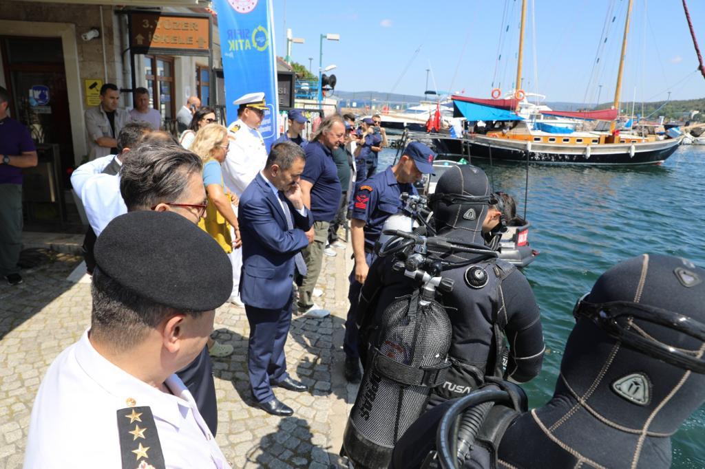 DÜNYA ÇEVRE GÜNÜ'NDE DENİZDEN ÇÖP TOPLANDI