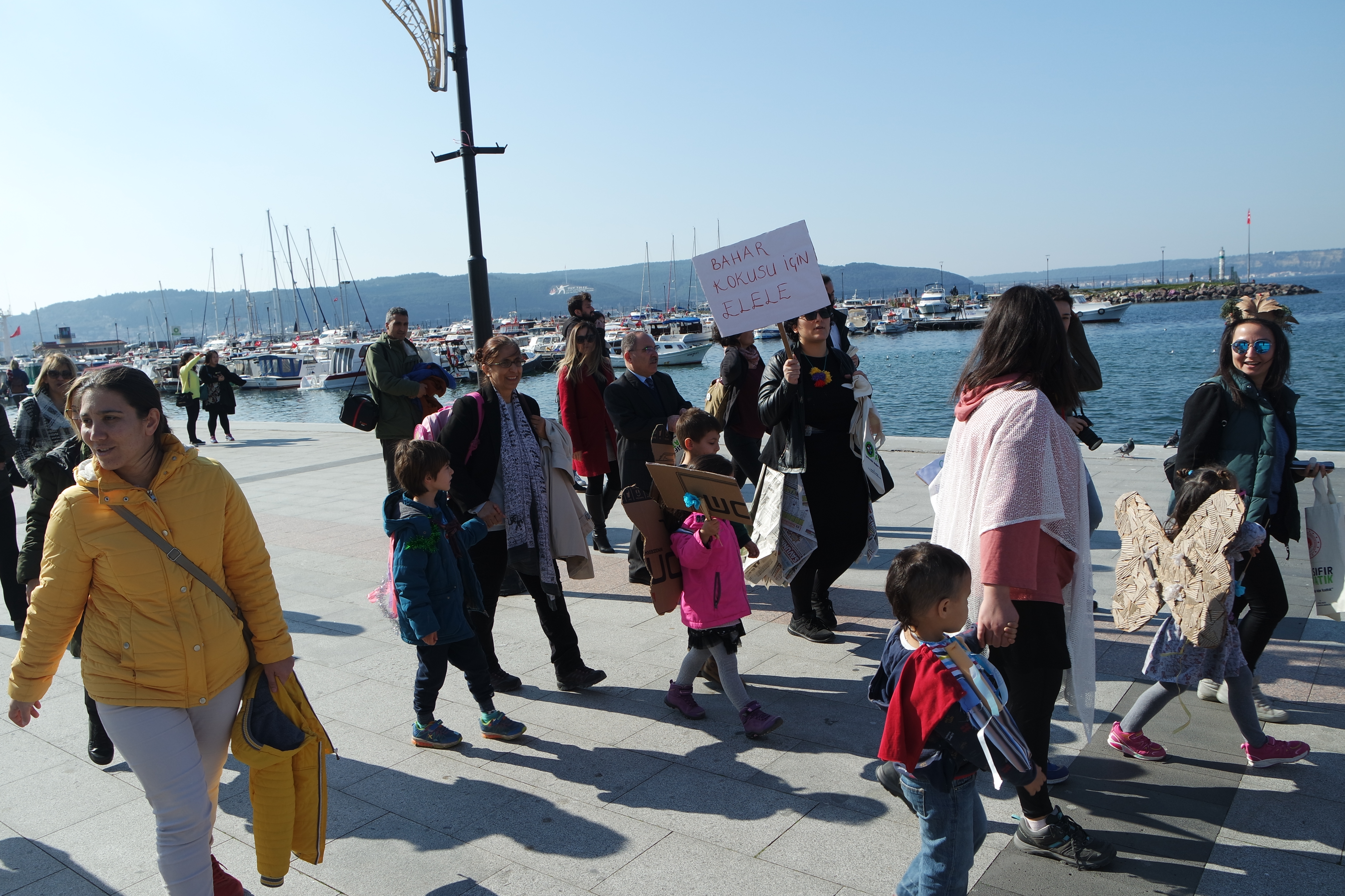 GELECEĞİN ÇEVRECİLERİYLE BAHAR DALLARI KARNAVALI'NDA BULUŞTUK