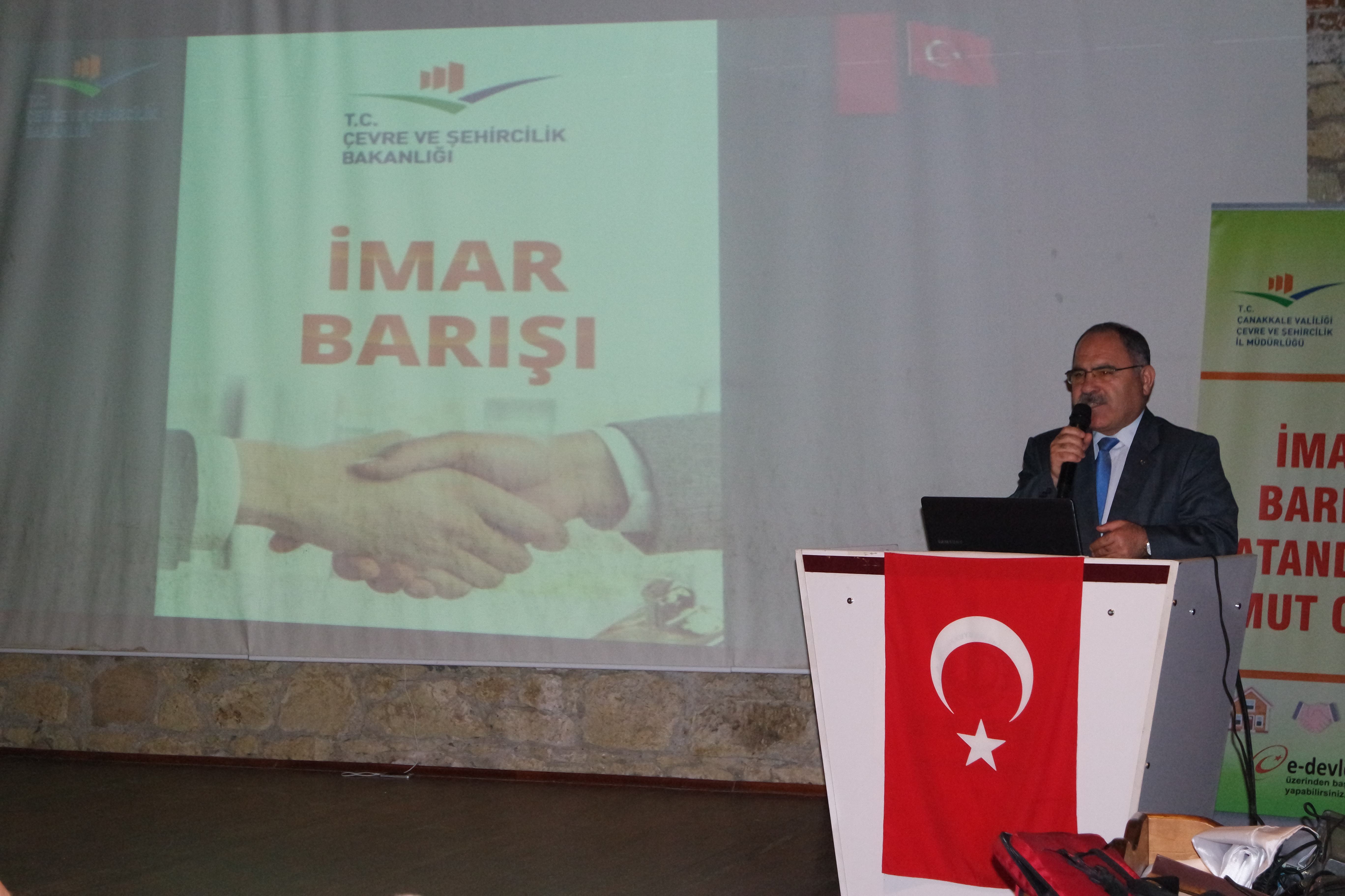 İMAR BARIŞI 4. BİLGİLENDİRME TOPLANTISI KÜÇÜKKUYU'DA YAPILMIŞTIR.