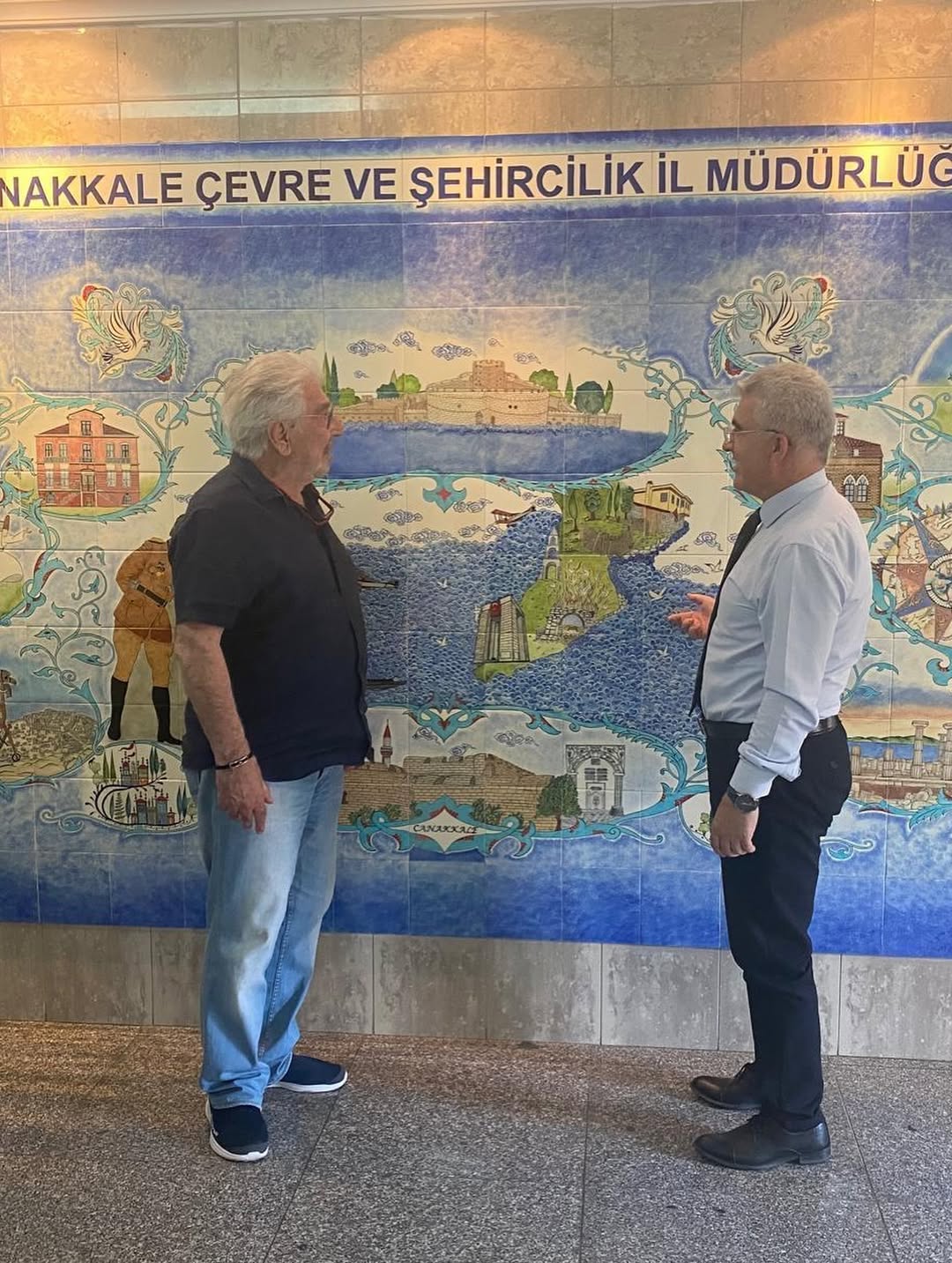 Kıymetli Oyuncu Erdal ÖZYAĞCILAR İl Müdürümüz Abdullah BORCA2yı Makamında Ziyaret Etti