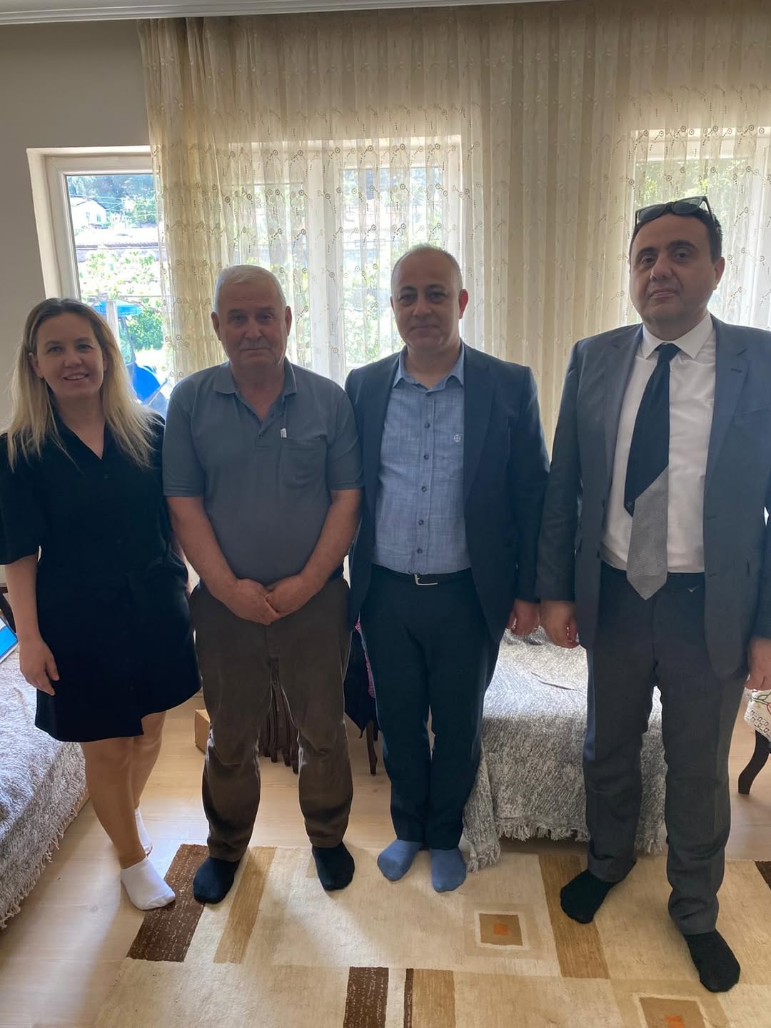 Milli Emlak Müdürümüz ve Tabiat Varlıklarını Koruma Şube Müdürümüzden Kıbrıs Gazilerine Ziyaret
