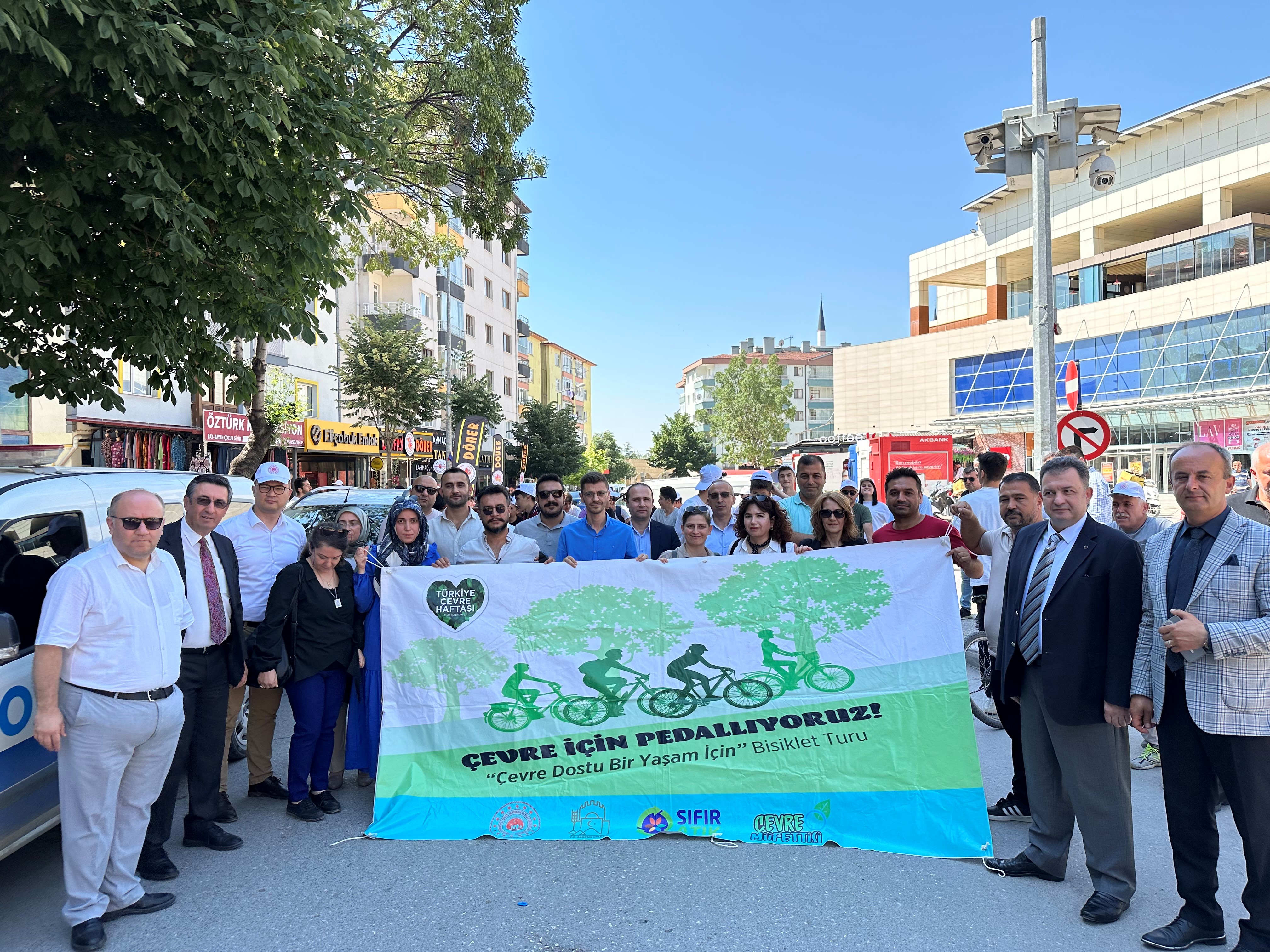 “Temiz Hava İçin Otomobilsiz Bir Gün” Bisiklet Turu Düzenlendi.