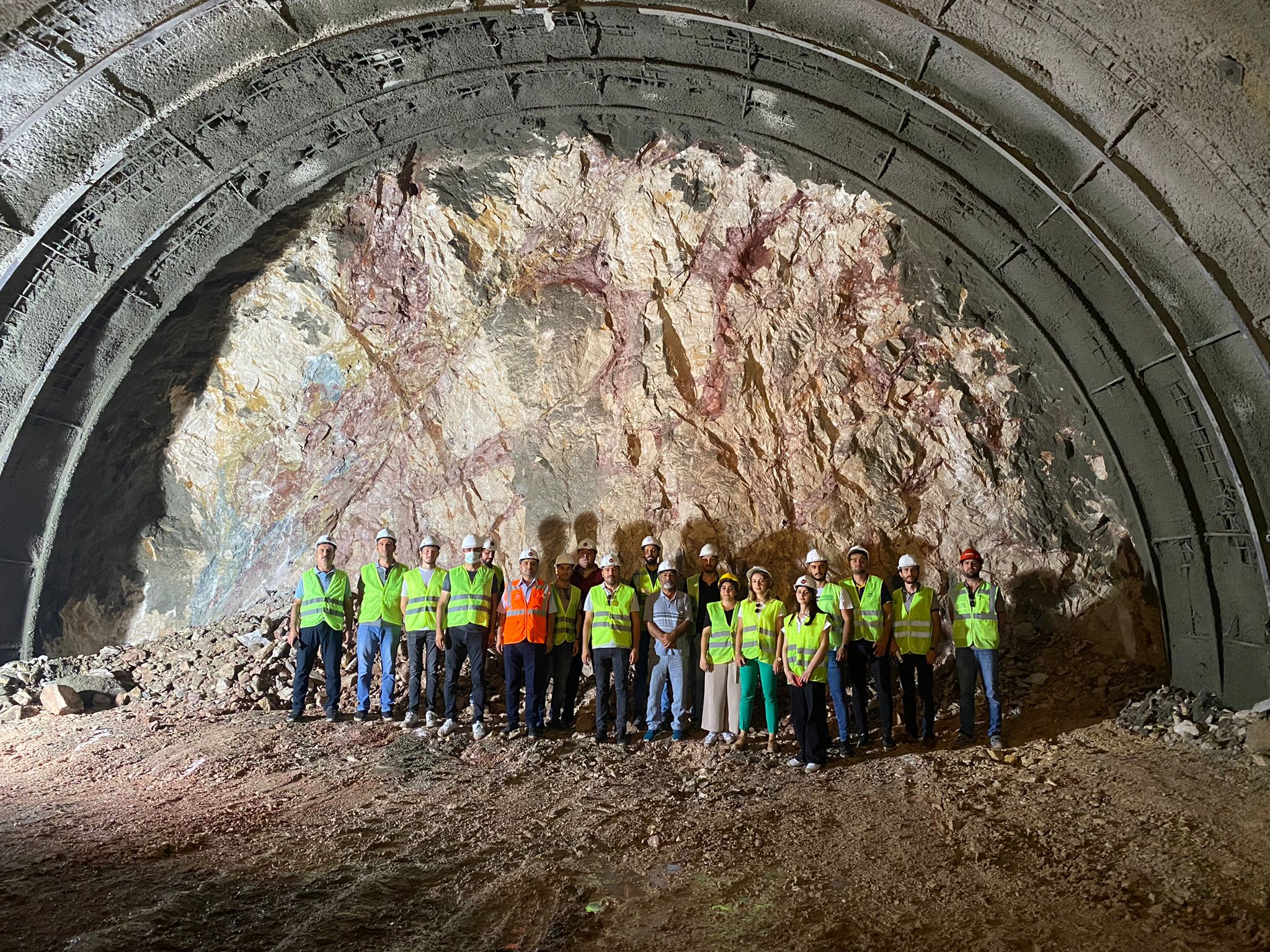 Çorum Laçin Osmancık Yol Şantiyesinde Teknik İncelemelerde Bulunuldu