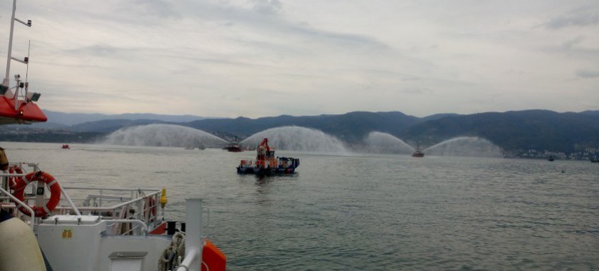 İzmit Deniz Kirliliğine Acil Müdahale Bölgesel Tatbikatı gerçekleştirildi.