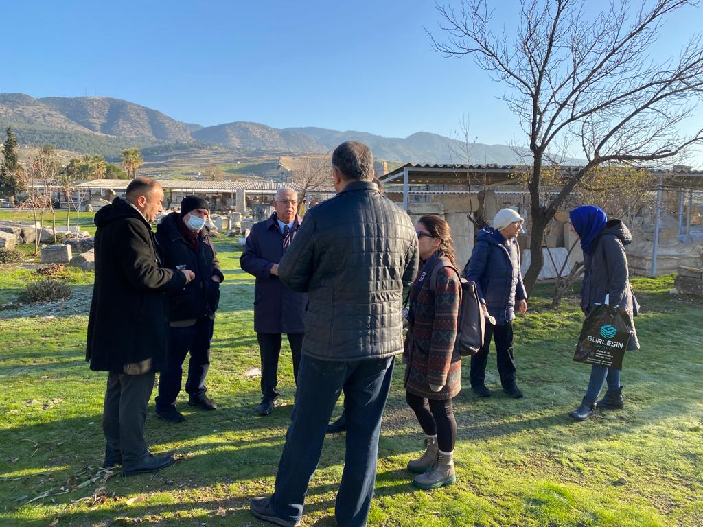 Tabiat Varlıklarını Koruma Şube personelince arazide yer ve proje incelemesi (Pamukkale-Hierapolis)