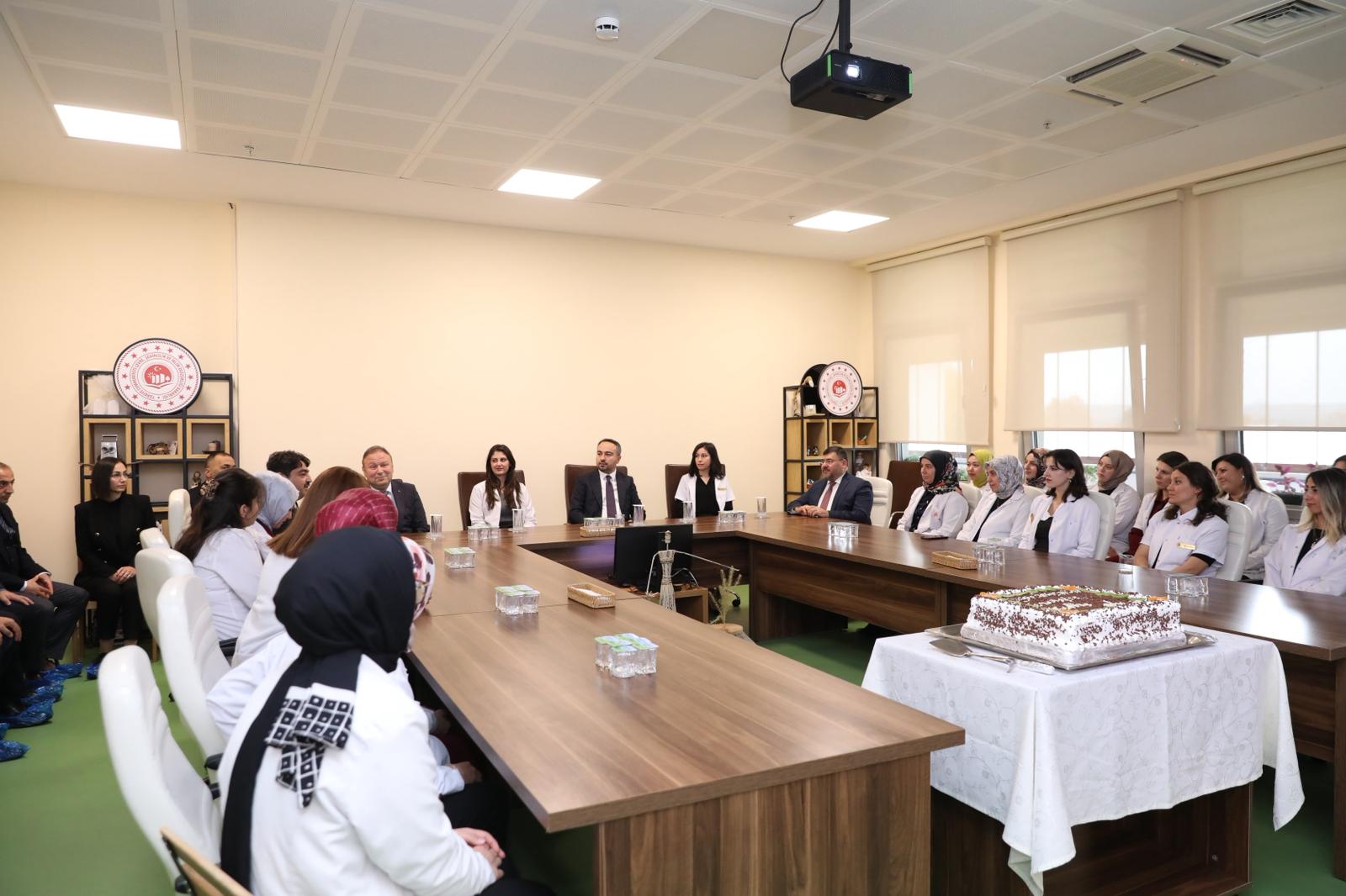 Bakanlığımız Kreş ve Gündüz Bakımevi’nde Öğretmenler Günü Etkinliği Düzenlendi