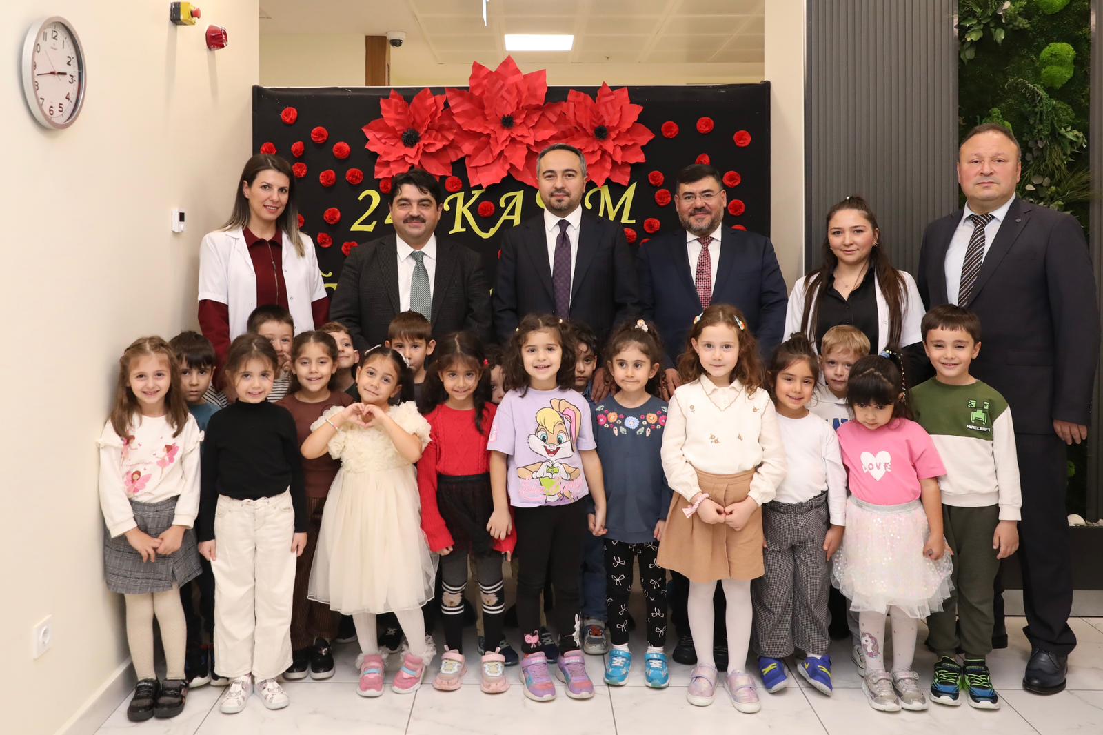 Bakanlığımız Kreş ve Gündüz Bakımevi’nde Öğretmenler Günü Etkinliği Düzenlendi