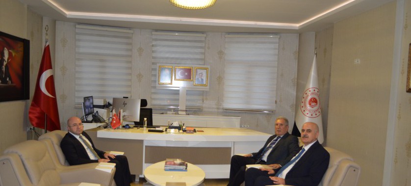 Çüngüş Kaymakamı Sn. Metin BASKIN ve Çüngüş Belediye Başkanı Sn. Ali Suat AKMEŞE, İl Müdürlüğümüze ziyarette bulundular