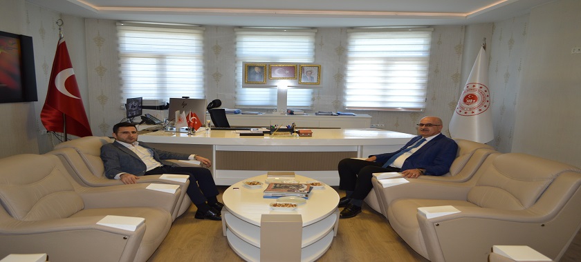 Cumhurbaşkanlığı Kararnamesi ile Bağlar Kaymakamlığı görevinden, Denizli Sarayköy Kaymakamlığı görevine atanan Sn. İsmail PENDİK veda ziyaretinde bulundu.