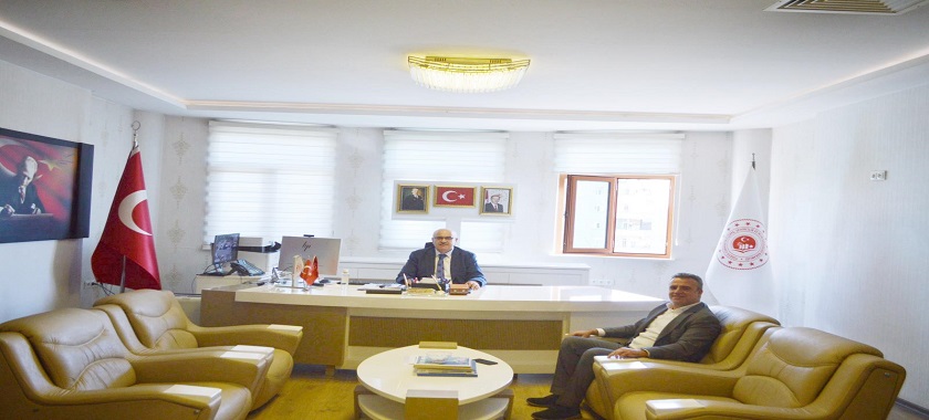  Et ve Süt Kurumu Müdürümüz Sn. Cihad KAYHAN Müdürlüğümüze iade i ziyarette bulundular.