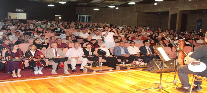 İl Müdürümüz Sayın Ufuk Nurullah BİLGİN, Dicle Üniversitesi Mimarlık Fakültesi, 2021/2022 yılı mezuniyet törenine katıldı.