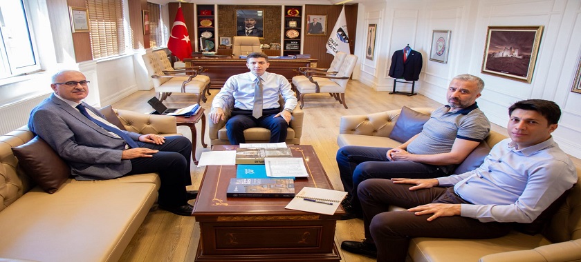 İl Müdürümüz Sn. Ufuk Nurullah BİLGİN, Çınar Kaymakamımız Sn. Zikrullah ERDOĞAN’ ı ziyaret etti.