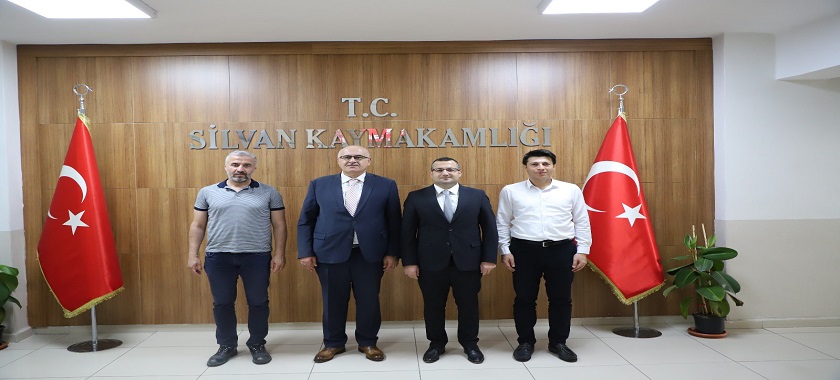 İl Müdürümüz Sn. Ufuk Nurullah BİLGİN, Silvan Kaymakamımız Sn. Osman Oğuz EKŞİ’ ye hayırlı olsun ziyaretinde bulundu.