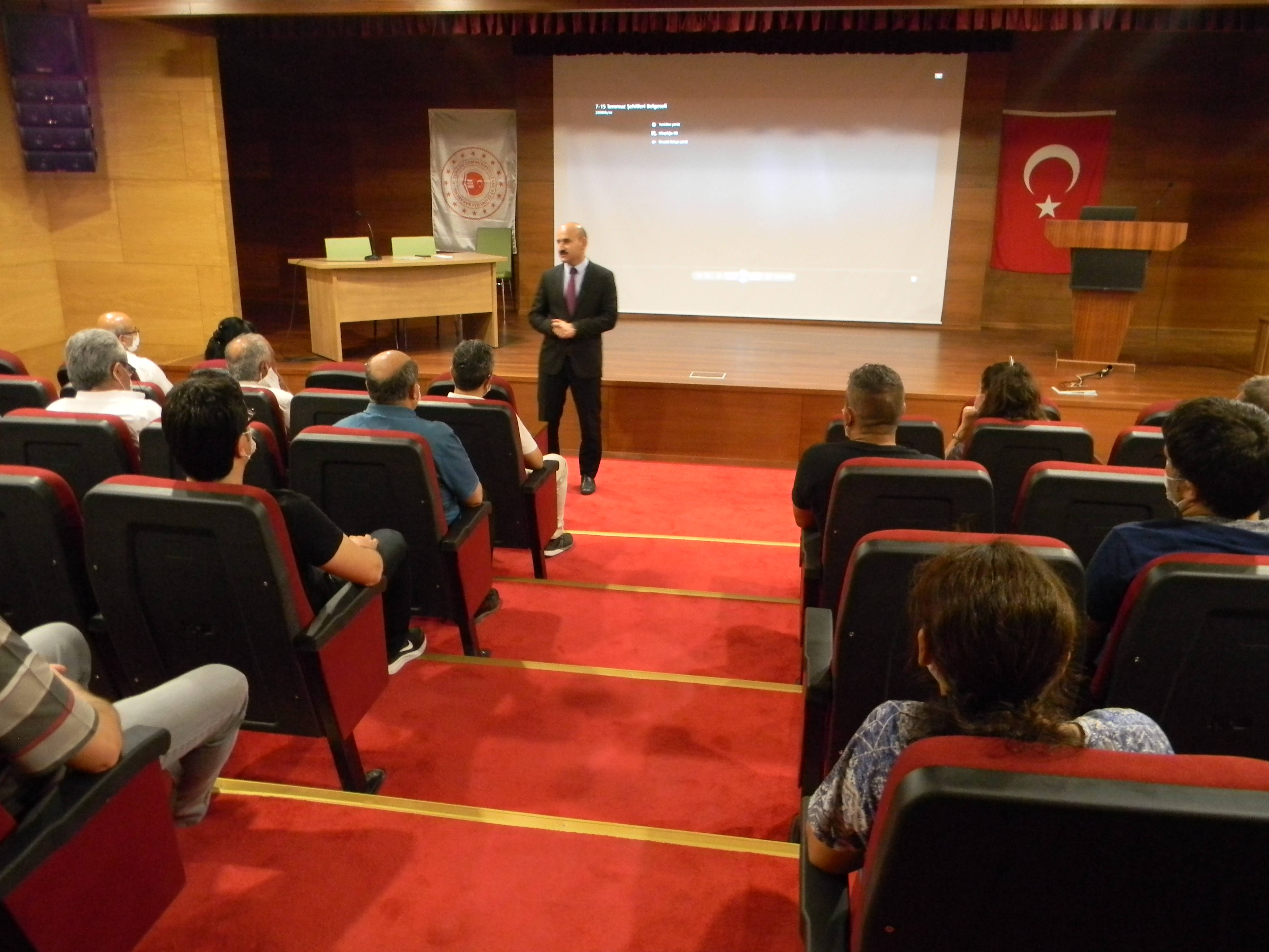 15 Temmuz Demokrasi ve Milli Birlik Günü Etkinliği İl Müdürlüğümüz Konferans Salonunda Gerçekleştirildi