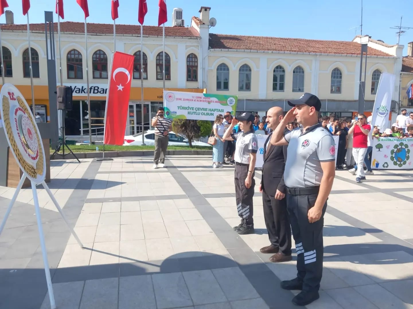 5 Haziran Türkiye Çevre Haftası Kutlama Etkinleri Atatürk Anıtına  Çelenk  Sunma Töreni ile Başladı