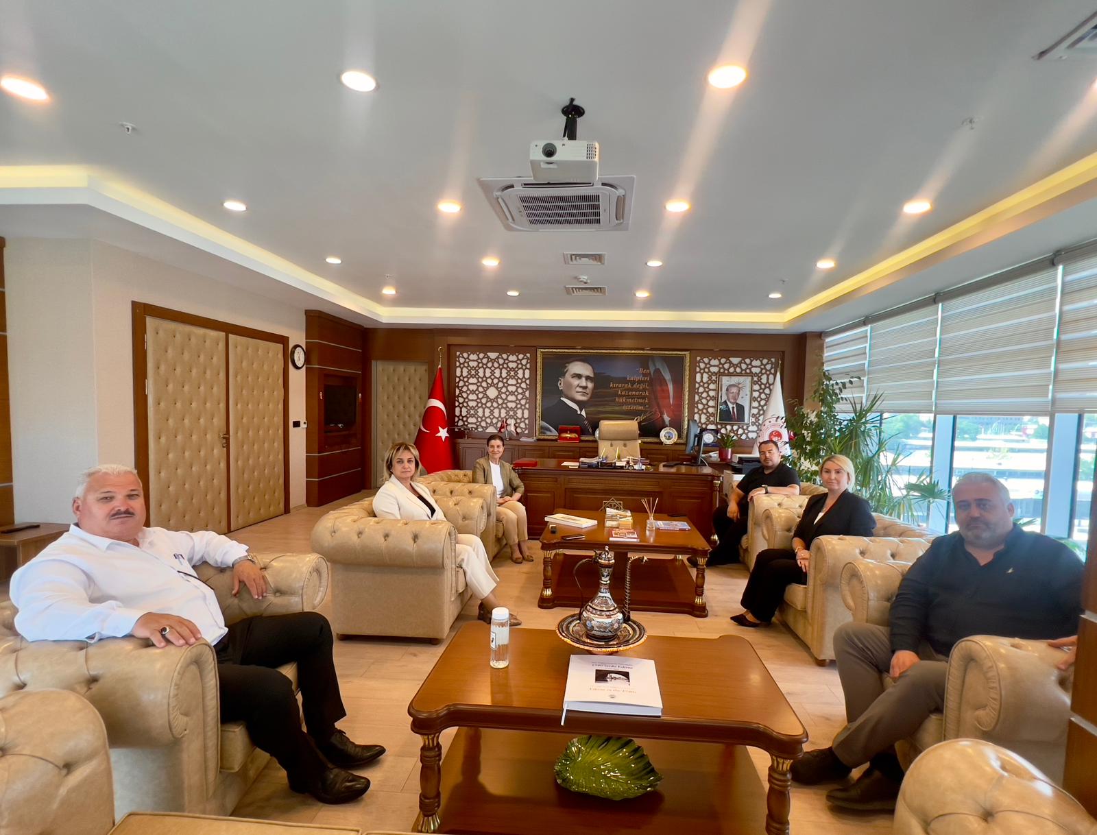 Ak Parti Edirne Milletvekili Sayın Fatma AKSAL ve Beraberindeki Heyet İl Müdürümüz Sayın Ayşe SARI'ya Ziyarette Bulundular