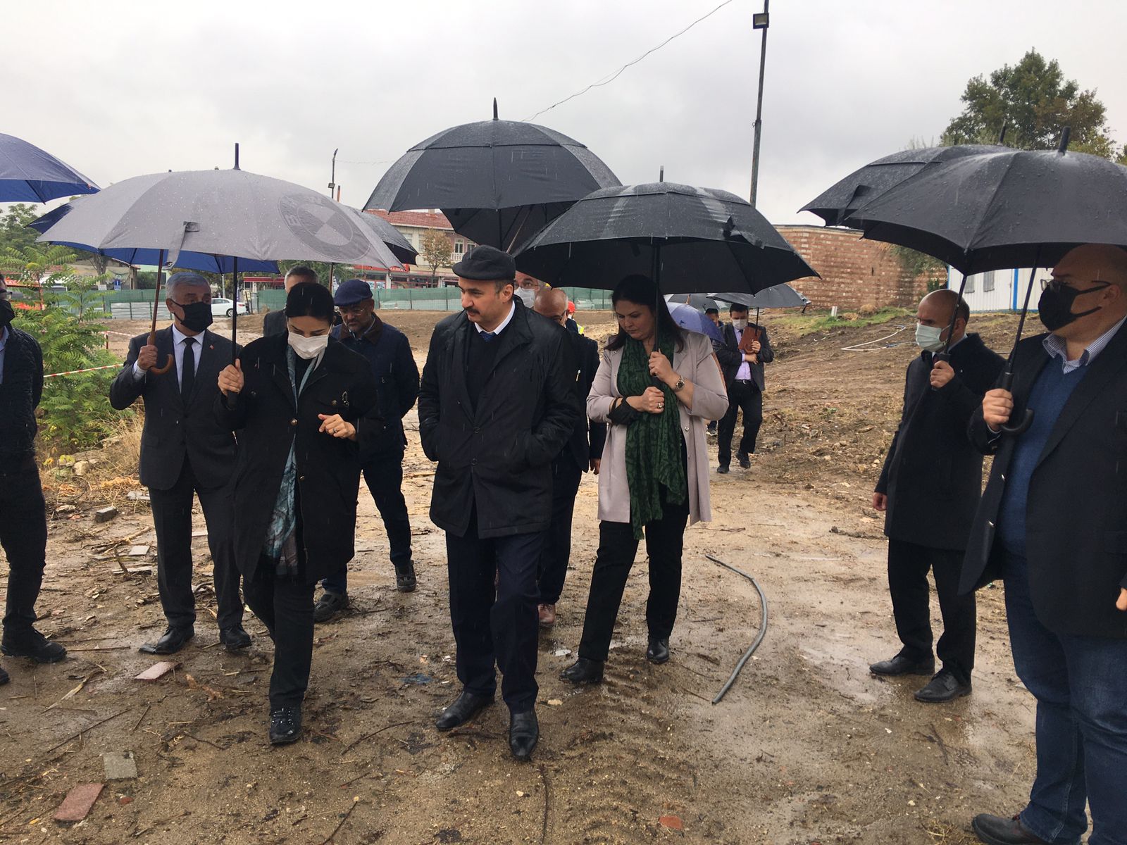 Bakanlığımız Yapı İşleri Genel Müdürü Sayın Banu ASLAN ve ekibi, Edirne Selimiye Camii Çevresi Kentsel Tasarım ve Peyzaj Düzenlemesi Çalışmalarını Yerinde İnceledi