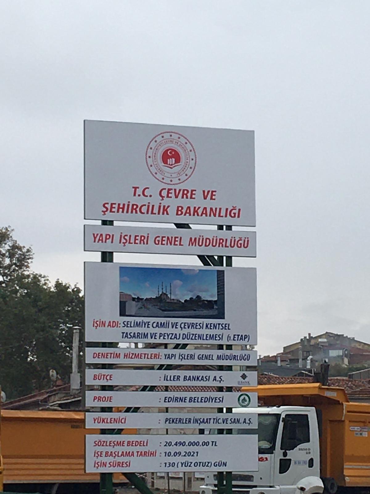 Bakanlığımız Yapı İşleri Genel Müdürü Sayın Banu ASLAN ve ekibi, Edirne Selimiye Camii Çevresi Kentsel Tasarım ve Peyzaj Düzenlemesi Çalışmalarını Yerinde İnceledi