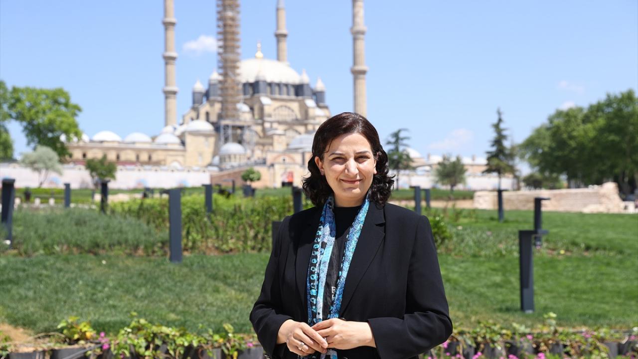 Bakanlığımız Yapı İşleri Genel Müdürümüz Sayın Banu ASLAN Selimiye Camii Ve Meydan Projesi Kapsamında Sahada İncelemelerde Bulundular