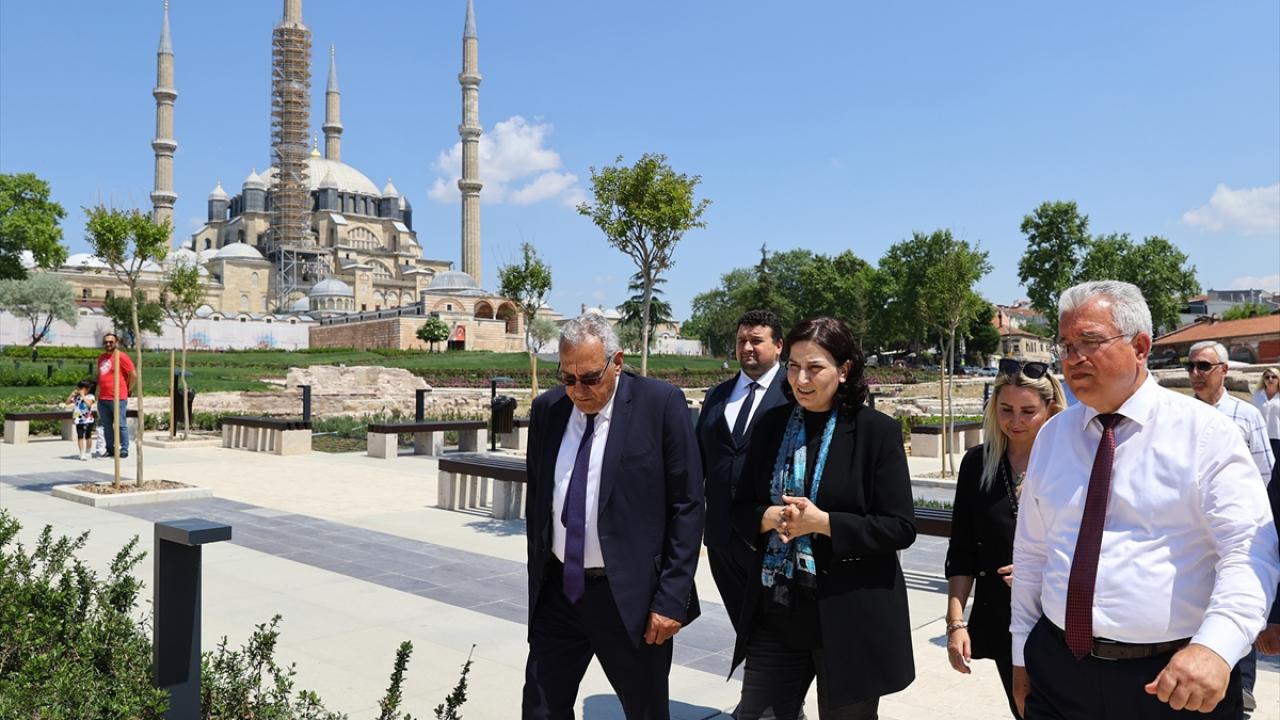 Bakanlığımız Yapı İşleri Genel Müdürümüz Sayın Banu ASLAN Selimiye Camii Ve Meydan Projesi Kapsamında Sahada İncelemelerde Bulundular