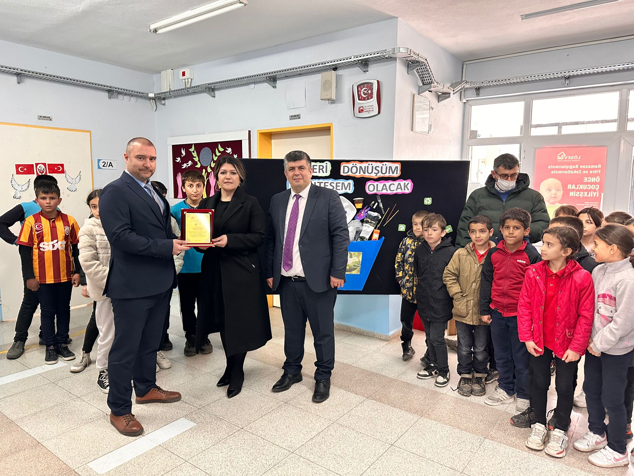 Edirne Büyükdöllük İlkokulu,  Lalapaşa Hacı Danişment İlkokulu-Ortaokulu ve Küplü Şehit Sercan Fidan Anadolu Lisesi ziyaret edilerek Müdürlüğümüzce plaket takdim edildi