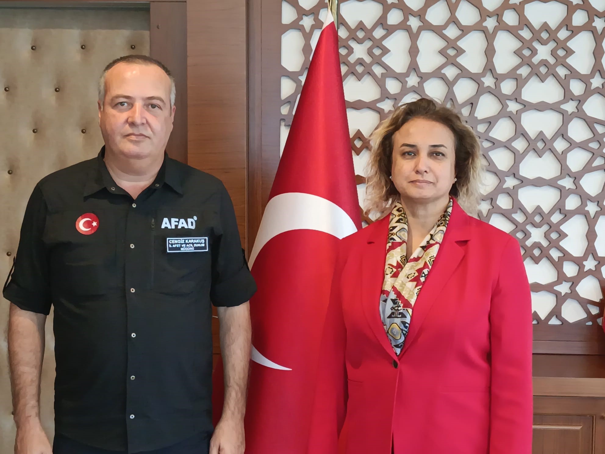 Edirne İl Afet ve Acil Durum Müdürü Sayın Cengiz KARAKUŞ İl Müdürümüz Sayın Ayşe SARI 'ya İade -i Ziyarette Bulundu