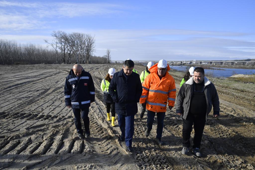 Edirne Valimiz Sayın H. Kürşat KIRBIYIK Yapım İşi Devam Eden Çalışmaları Yerinde İncelediler