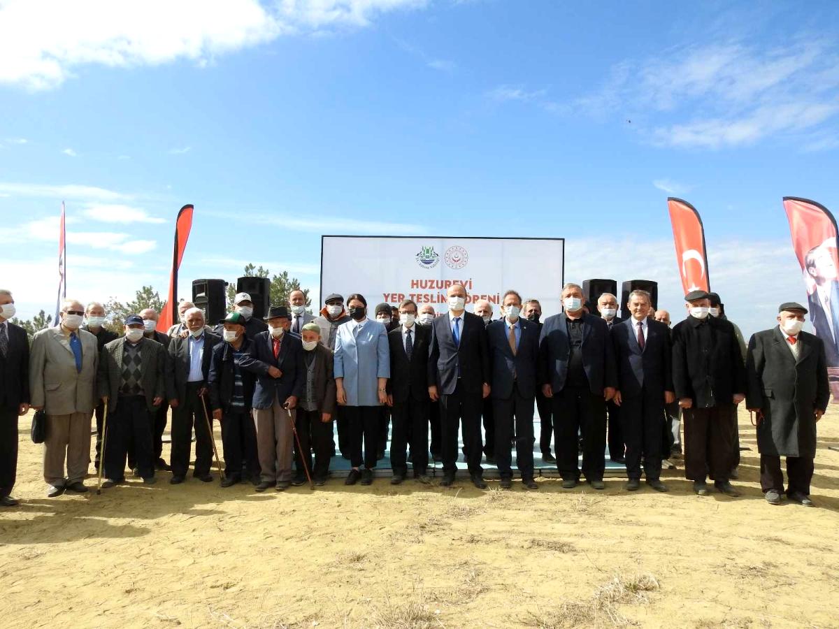 Edirne'de  Yeni Yapılacak 200 Kişilik Huzurevi'nin Yer Teslim Töreni Gerçekleştirildi