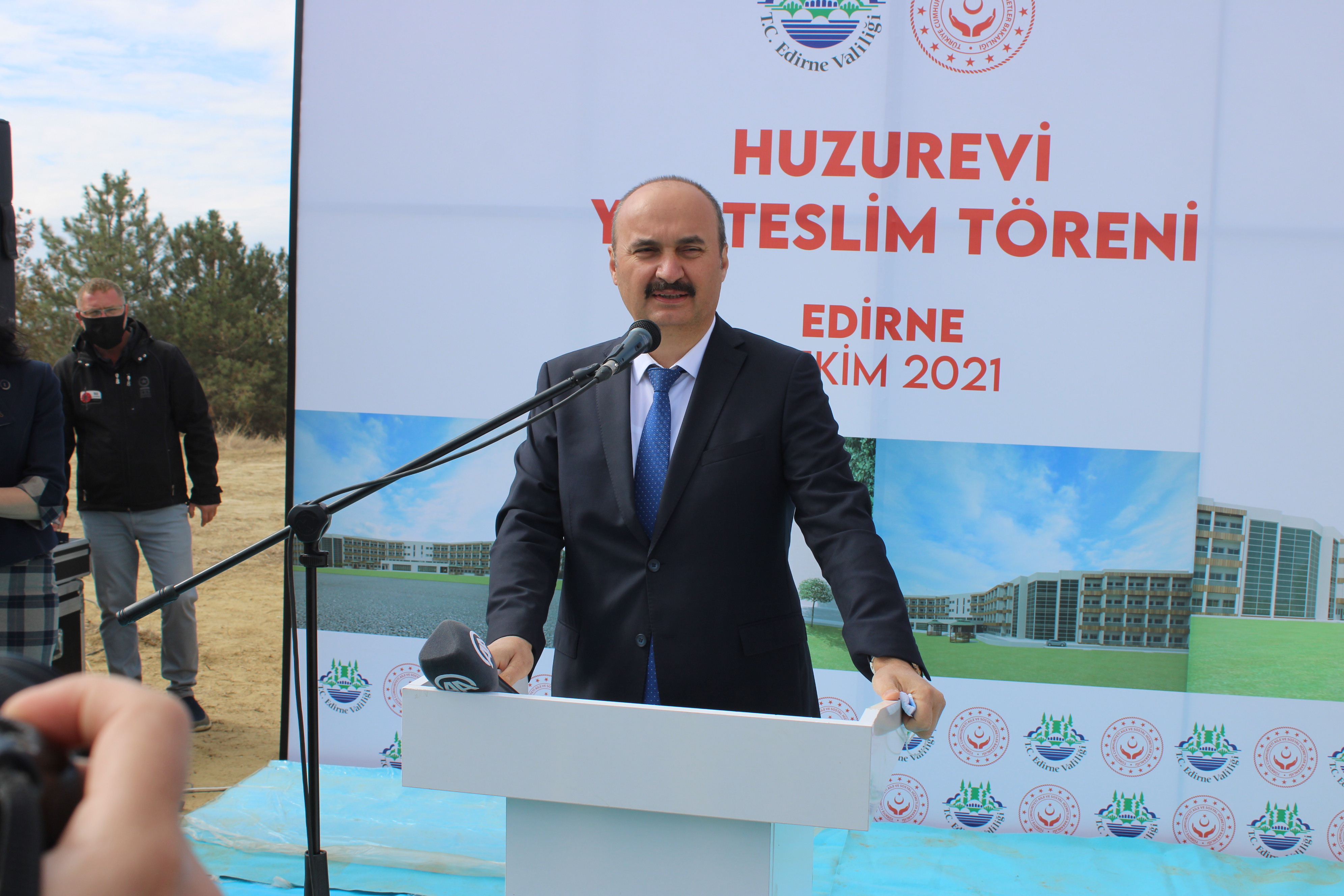 Edirne'de  Yeni Yapılacak 200 Kişilik Huzurevi'nin Yer Teslim Töreni Gerçekleştirildi