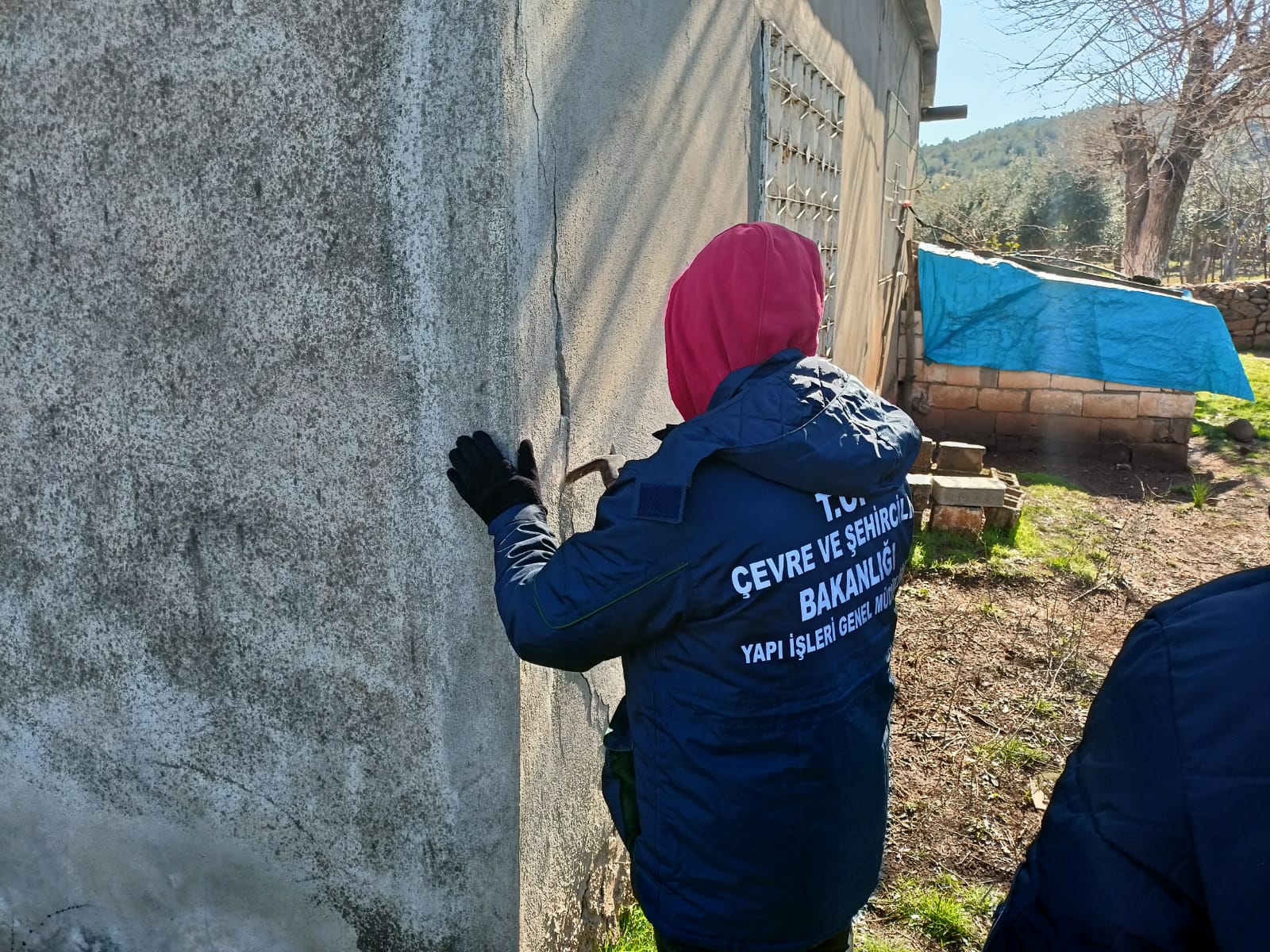 İl Müdürlüğü Ekiplerimiz Deprem Bölgesinde Hasar Tespit Çalışmalarını Sürdürüyor