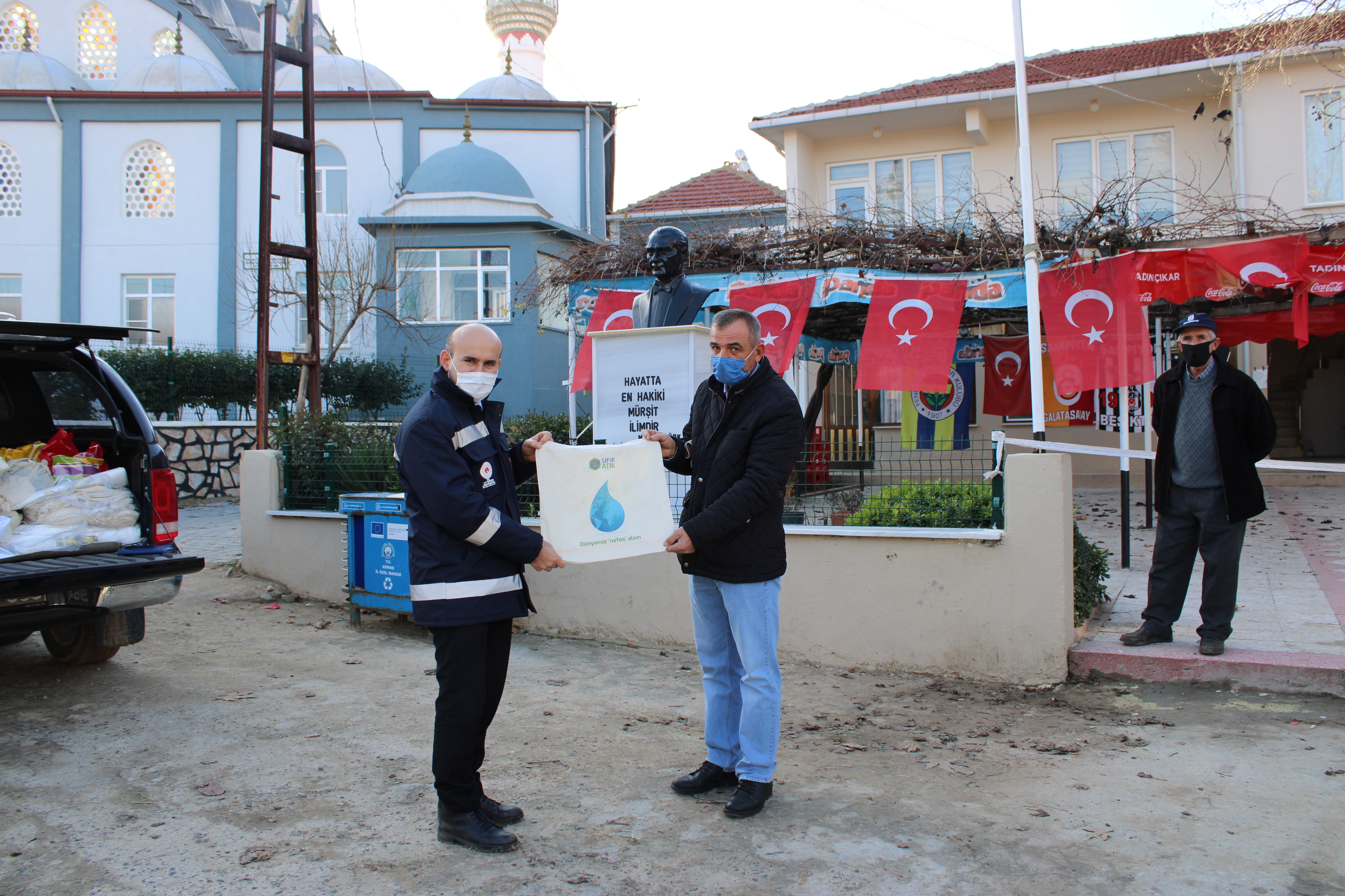 İl Müdürümüz Sayın Engin ÖZTÜRK Meriç Hasırcıarnavut Köy'ü Muhtarlığını Ziyaret Etti