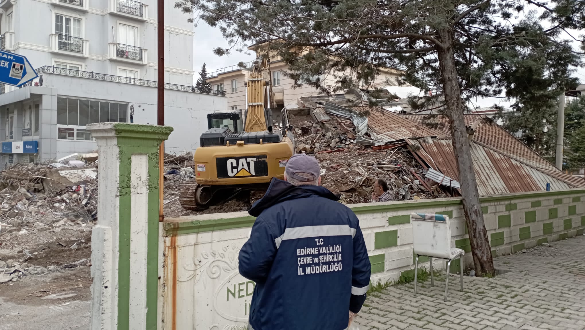 İl Müdürlüğümüz Ekipleri Deprem Bölgesindeki Enkaz Kaldırma Çalışmalarında da Görev Başında