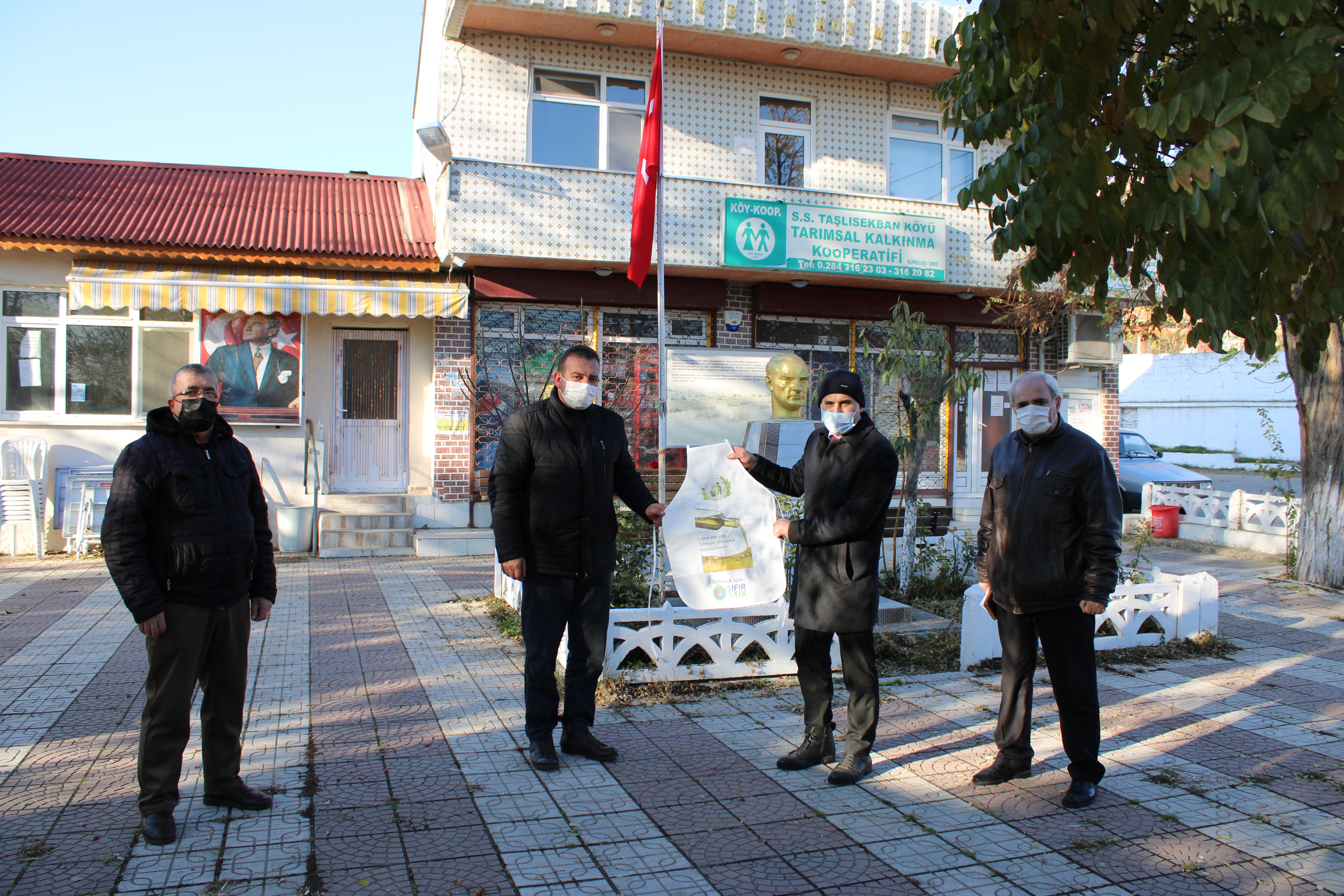 İl Müdürümüz Sayın Engin ÖZTÜRK, Süloğlu Taşlısekban Köyü Muhtarlığını Ziyaret etti