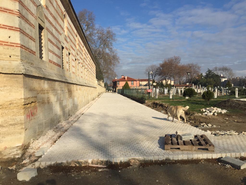 İl Müdürümüz Sayın Engin ÖZTÜRK Selimiye Camii ve Çevresi Kentsel Tasarım ve Peyzaj Düzenlemesi Sahasında İncelemelerde Bulundu