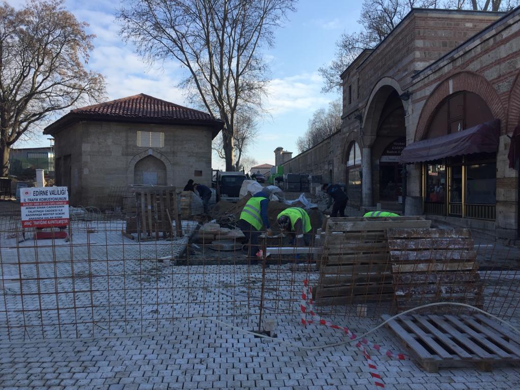 İl Müdürümüz Sayın Engin ÖZTÜRK Selimiye Camii ve Çevresi Kentsel Tasarım ve Peyzaj Düzenlemesi Sahasında İncelemelerde Bulundu