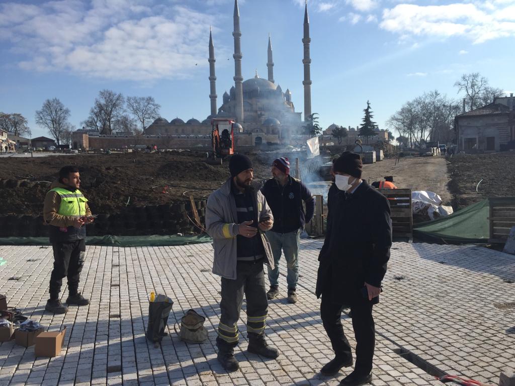 İl Müdürümüz Sayın Engin ÖZTÜRK Selimiye Camii ve Çevresi Kentsel Tasarım ve Peyzaj Düzenlemesi Sahasında İncelemelerde Bulundu